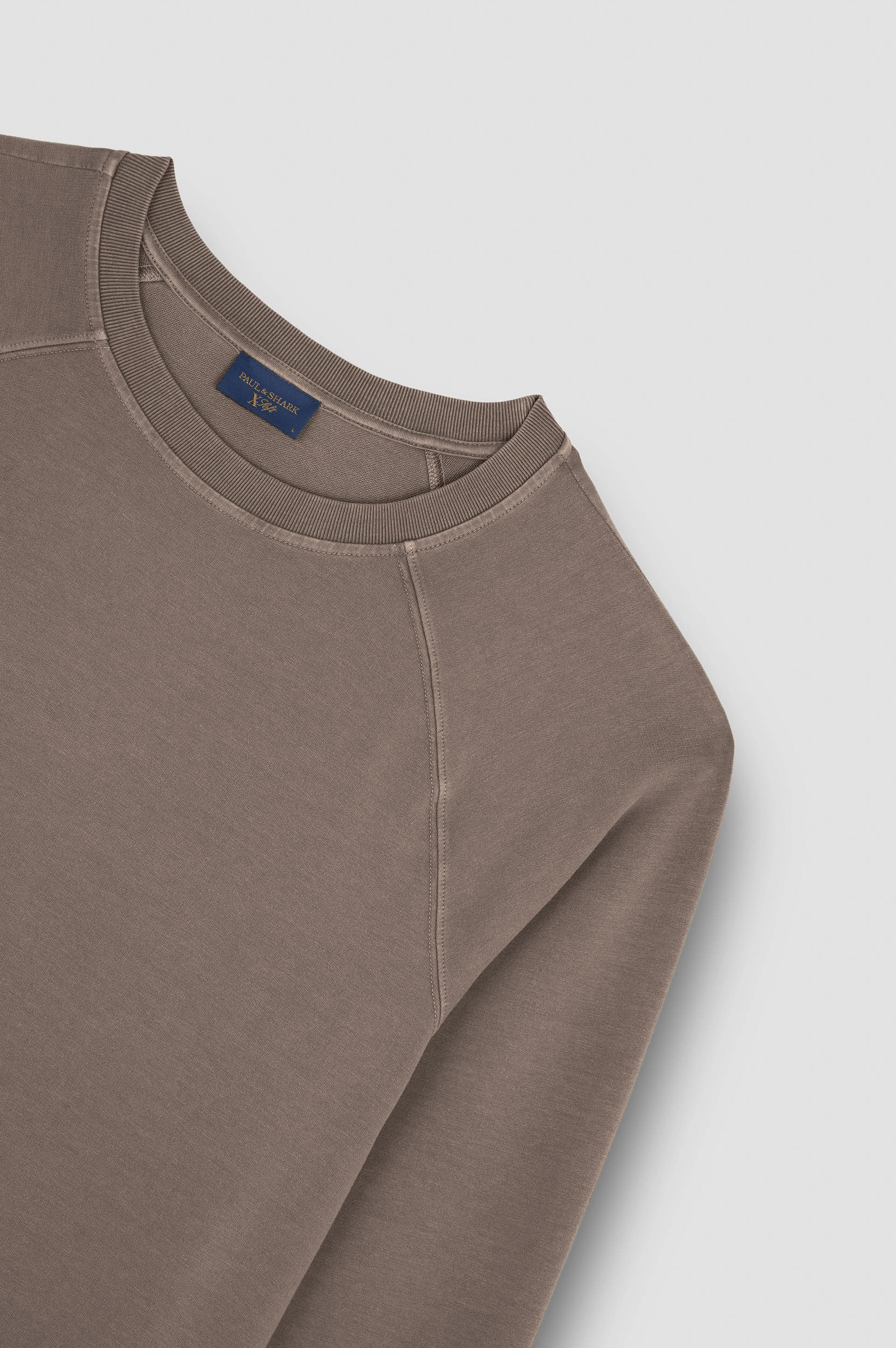 X-Soft garment-dyed cotton sweatshirt image number 5 X-Soft garment-dyed cotton sweatshirt image number 5