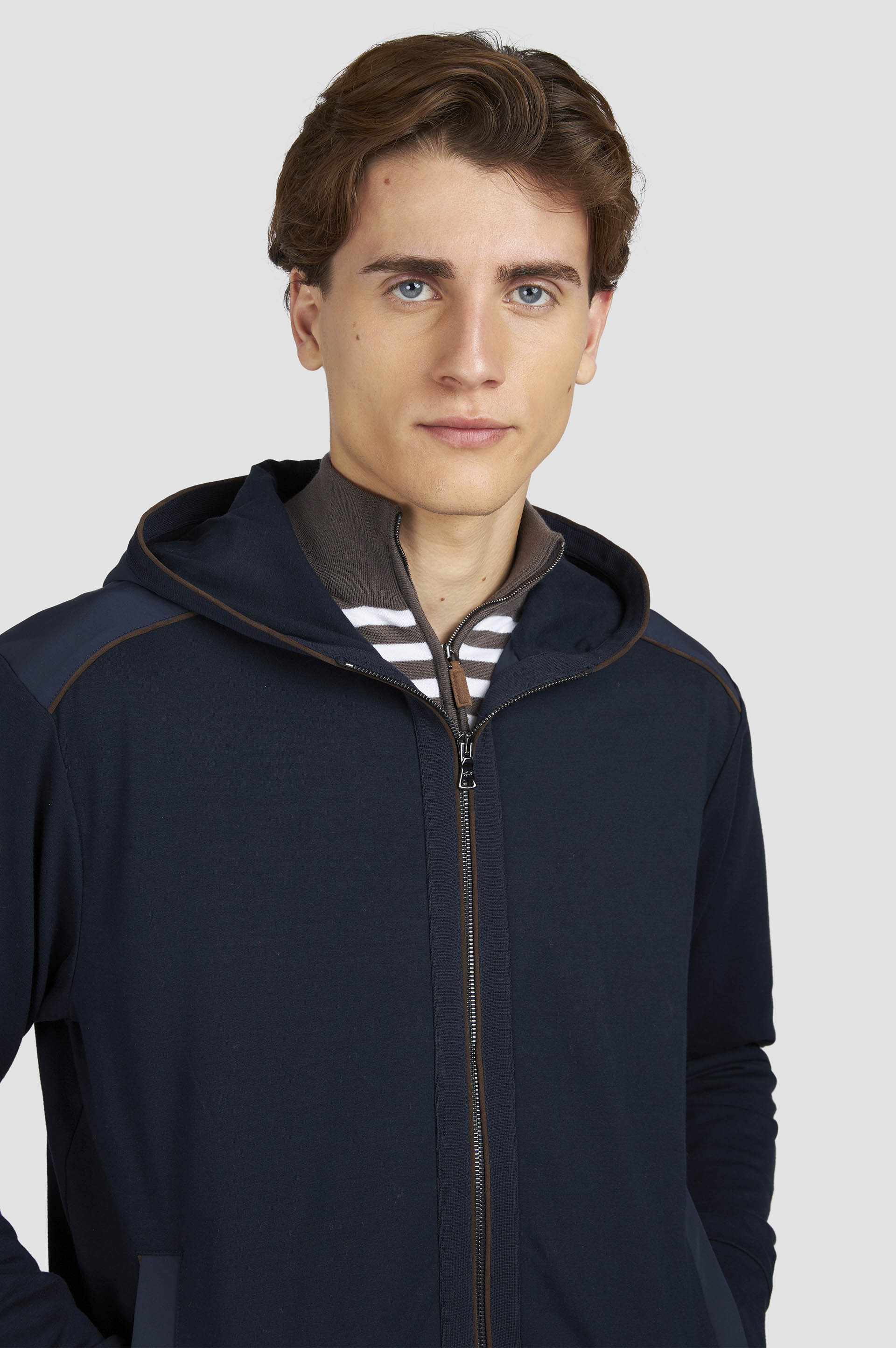 X-Soft cotton sweatshirt with Typhoon® Re-4x4 Stretch details image number 4 X-Soft cotton sweatshirt with Typhoon® Re-4x4 Stretch details image number 4