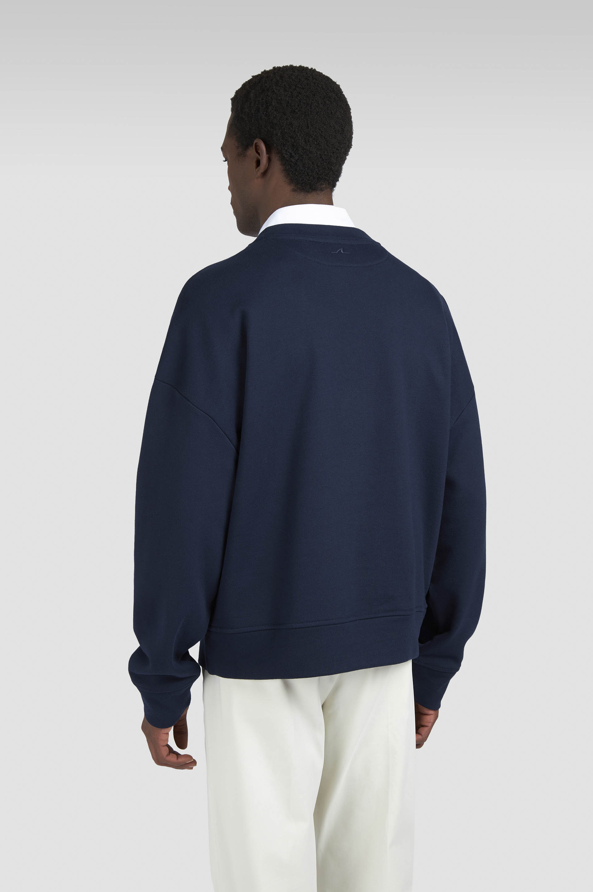 Cotton Fleece sweatshirt with Shark print image number 3 Cotton Fleece sweatshirt with Shark print image number 3