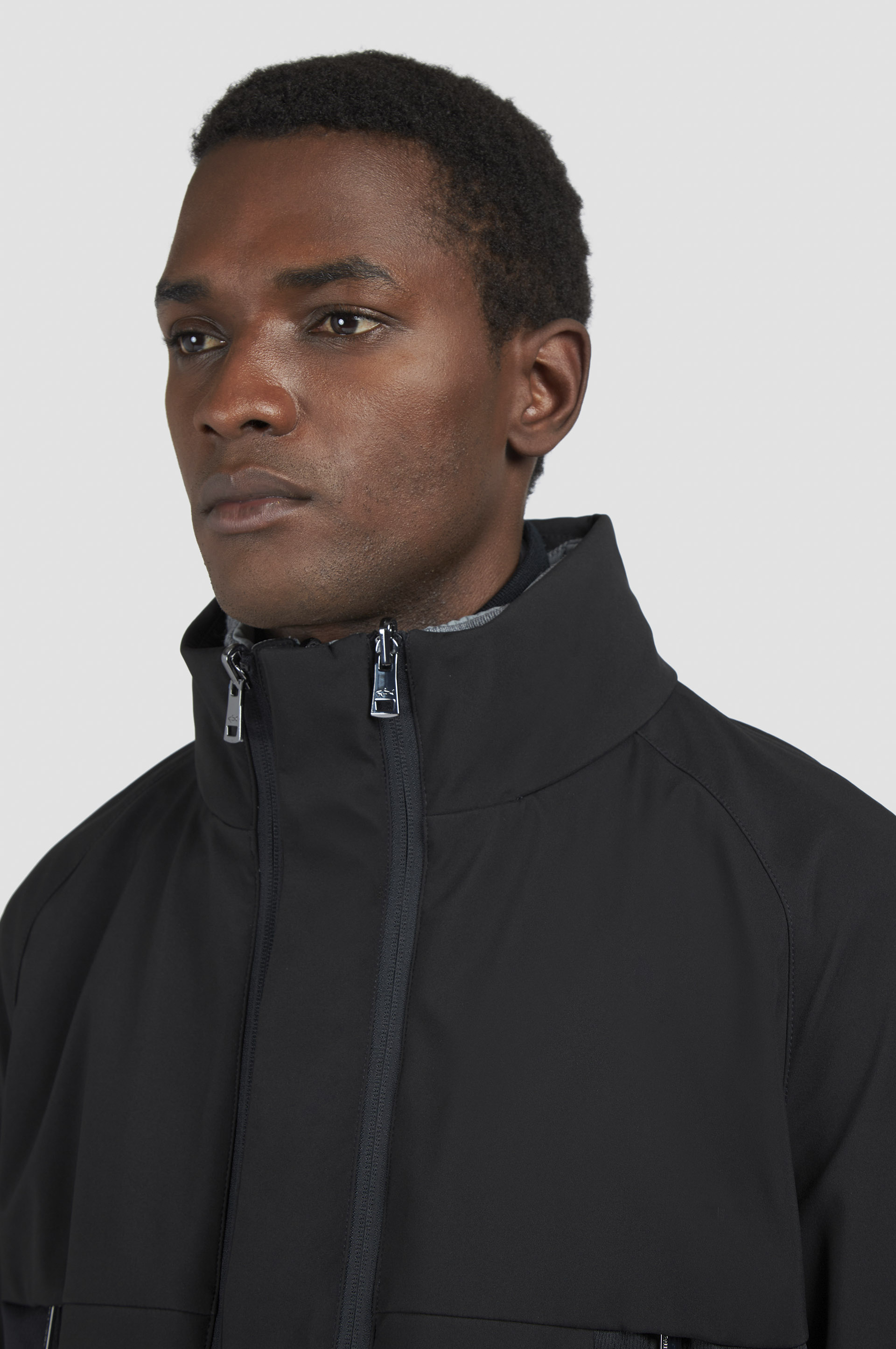 Chaqueta Typhoon® Aguaviento 4 en 1 image number 7 Chaqueta Typhoon® Aguaviento 4 en 1 image number 7