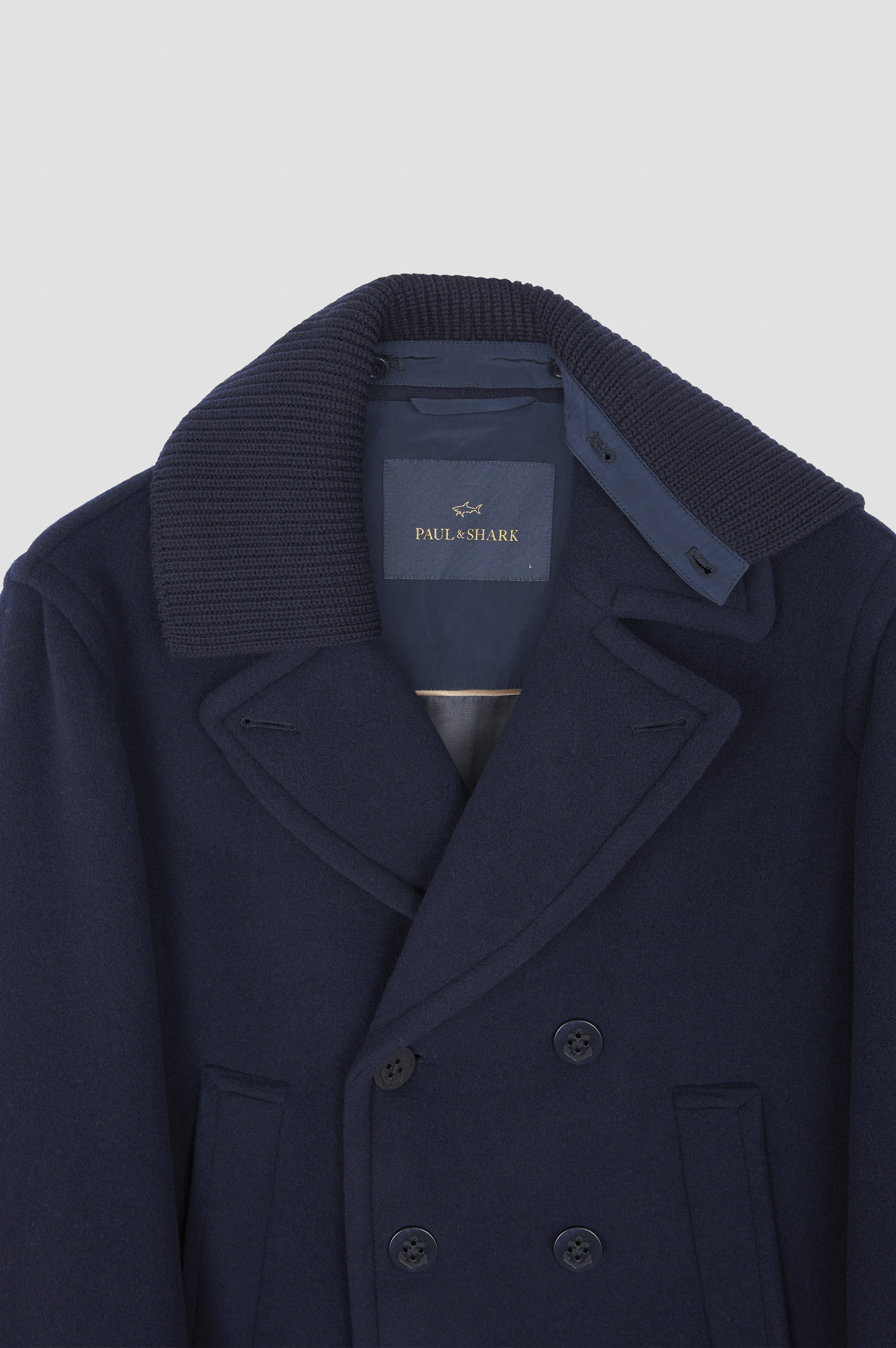 True Peacoat in wool and cashmere image number 8 True Peacoat in wool and cashmere image number 8