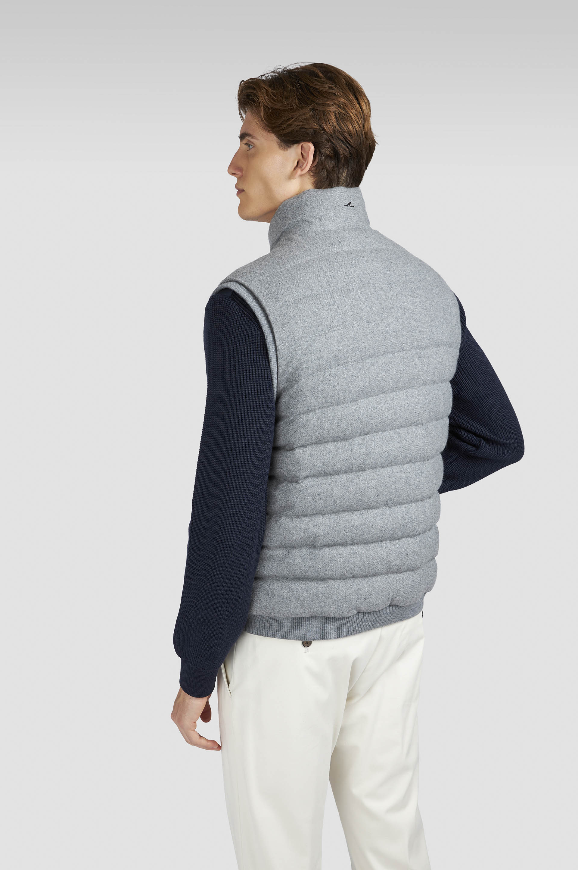 Padded gilet in wool and cashmere image number 3 Padded gilet in wool and cashmere image number 3
