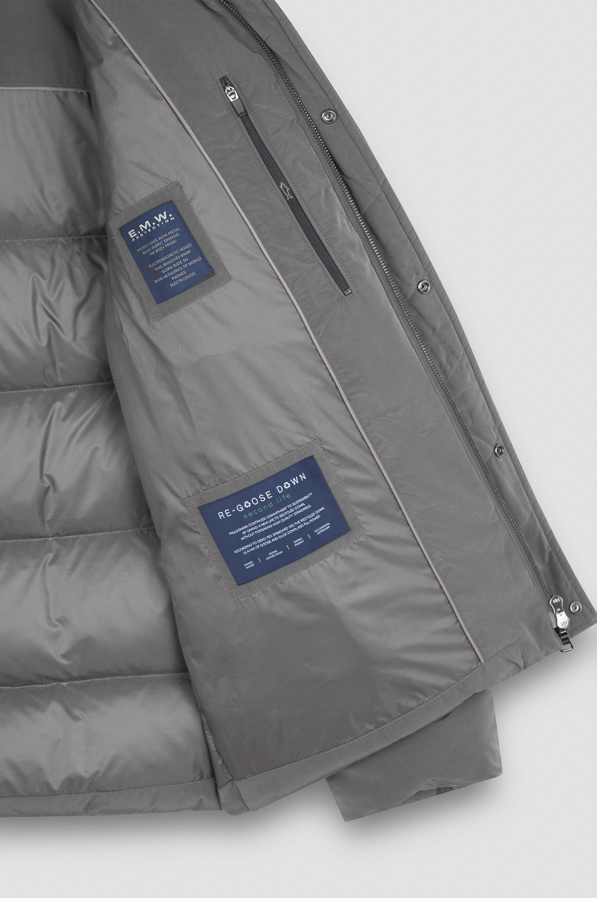 Daunenjacke aus Wolle und Seide mit kontrastierenden Einsätzen image number 6