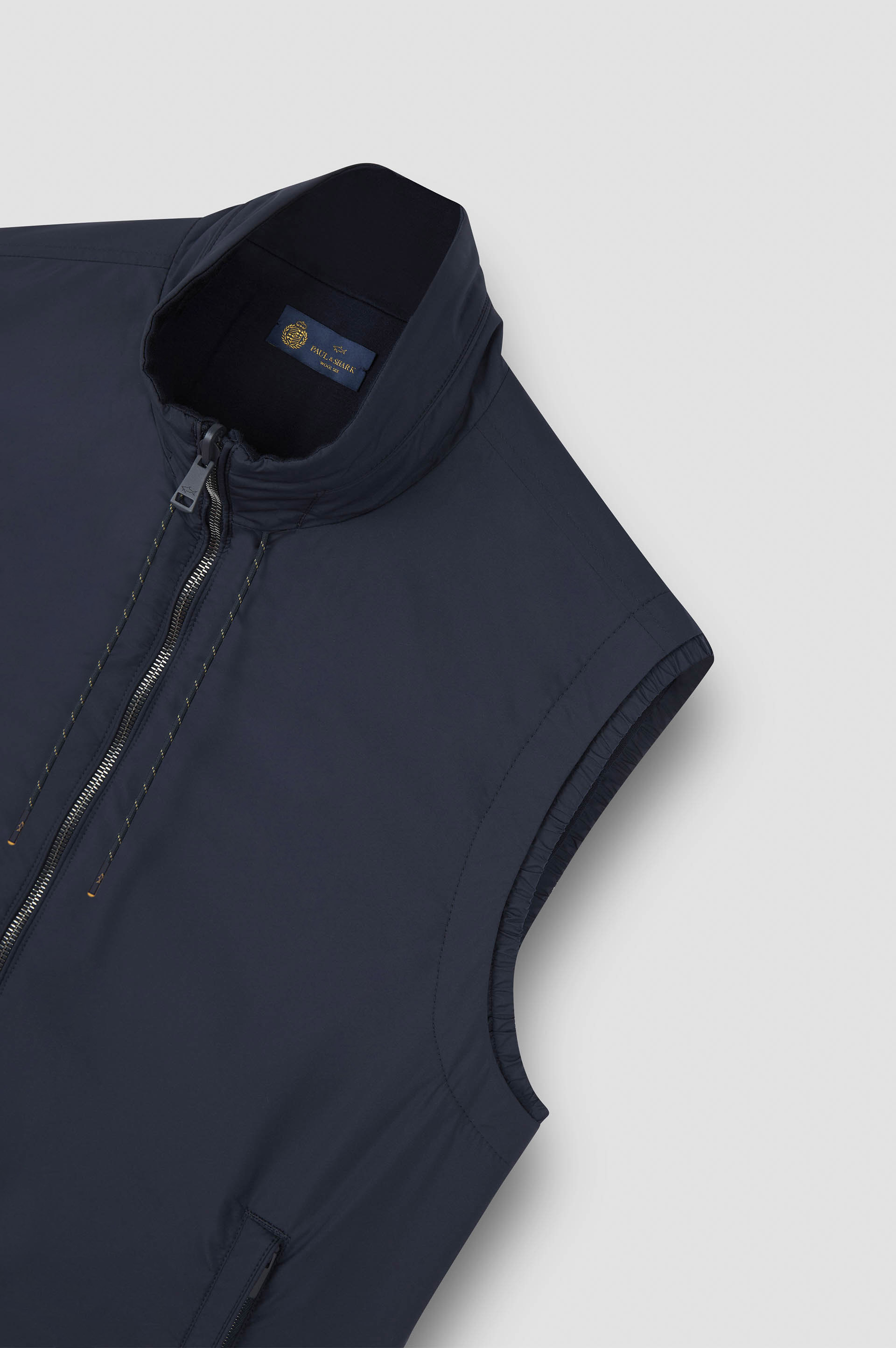 Gilet réversible en laine, soie et microfibre image number 5