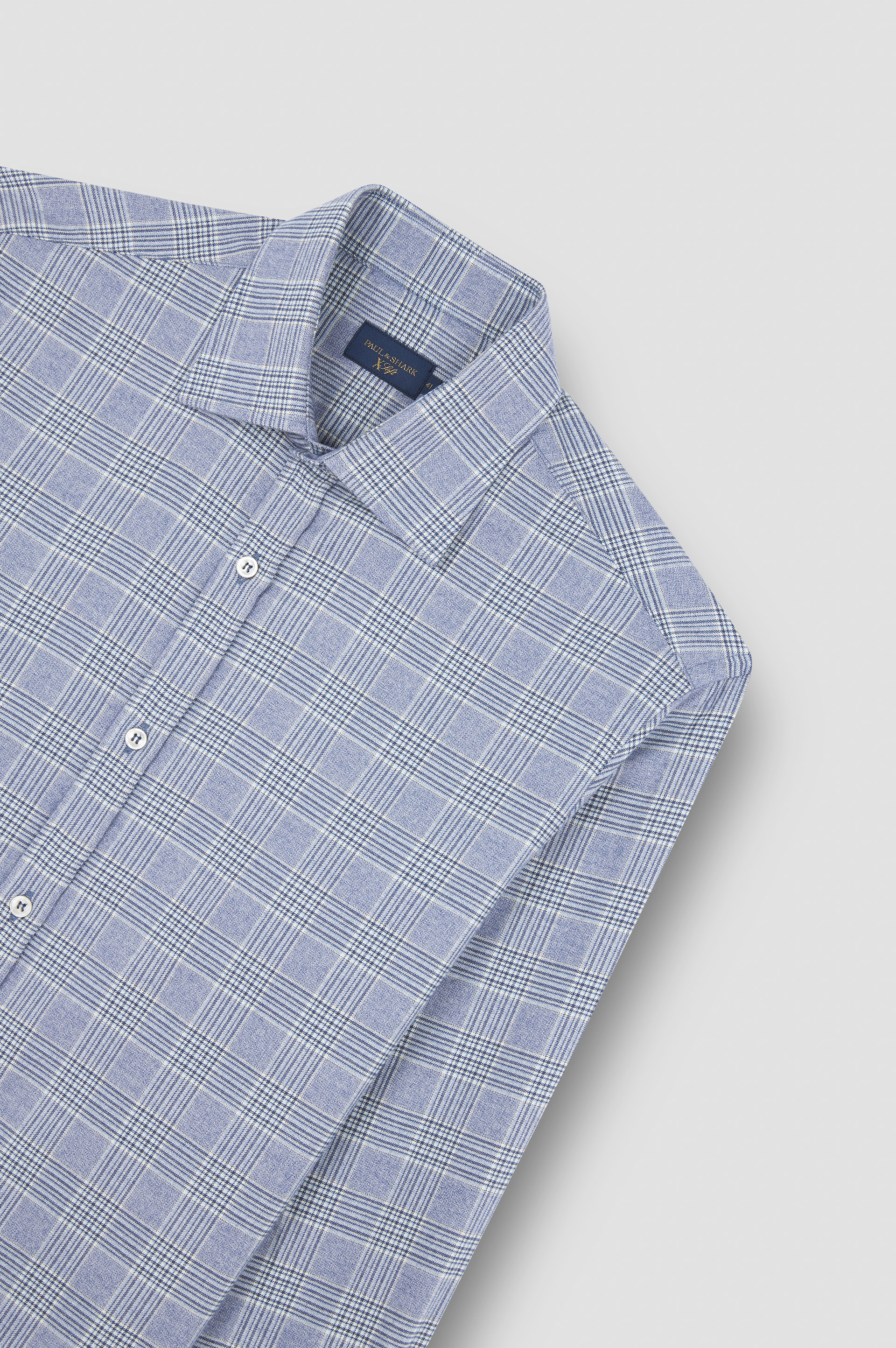 X-Soft cotton shirt with checkered pattern image number 5 X-Soft cotton shirt with checkered pattern image number 5