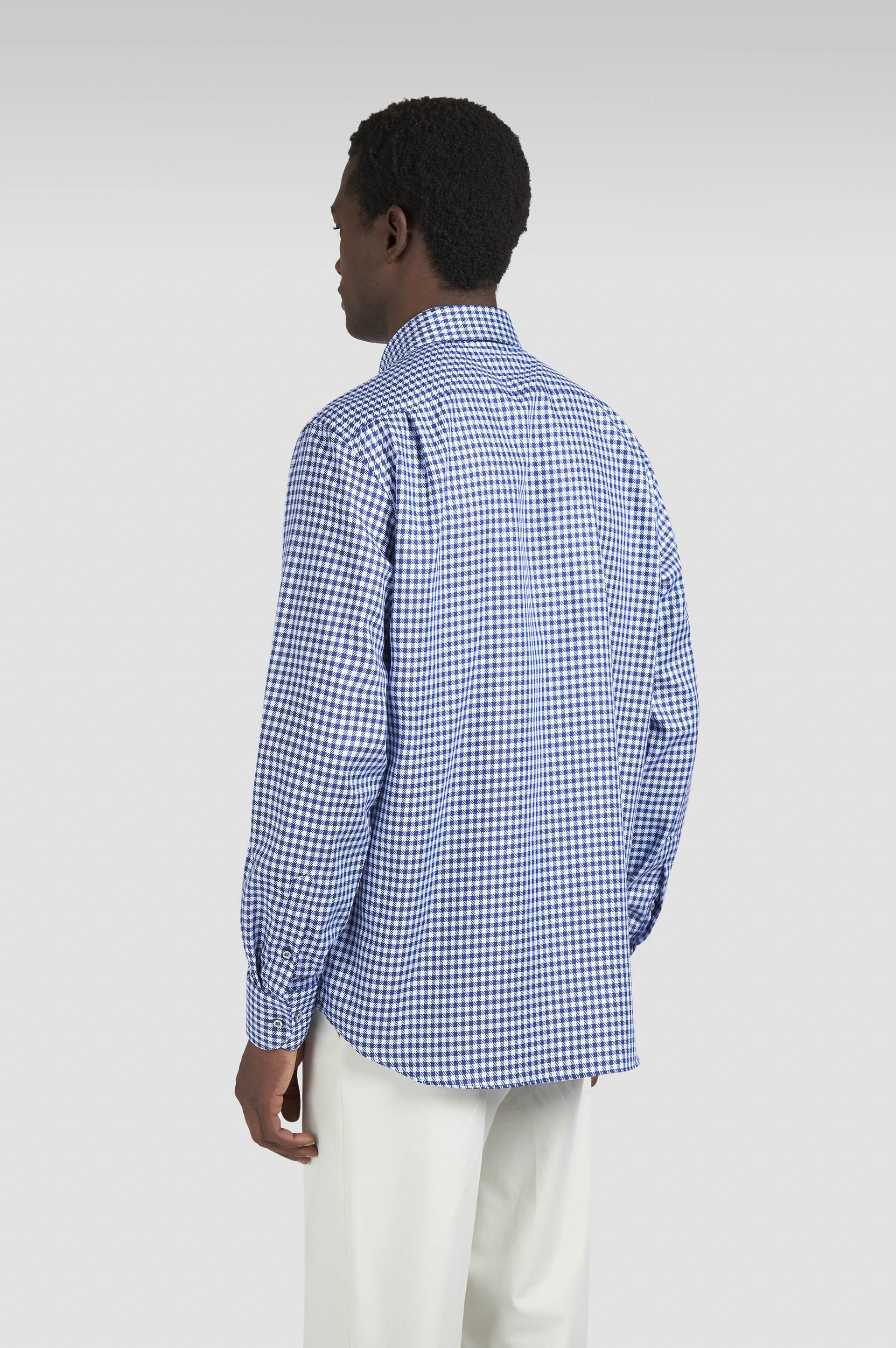 Camisa de algodón con estampado a cuadros image number 3 Camisa de algodón con estampado a cuadros image number 3