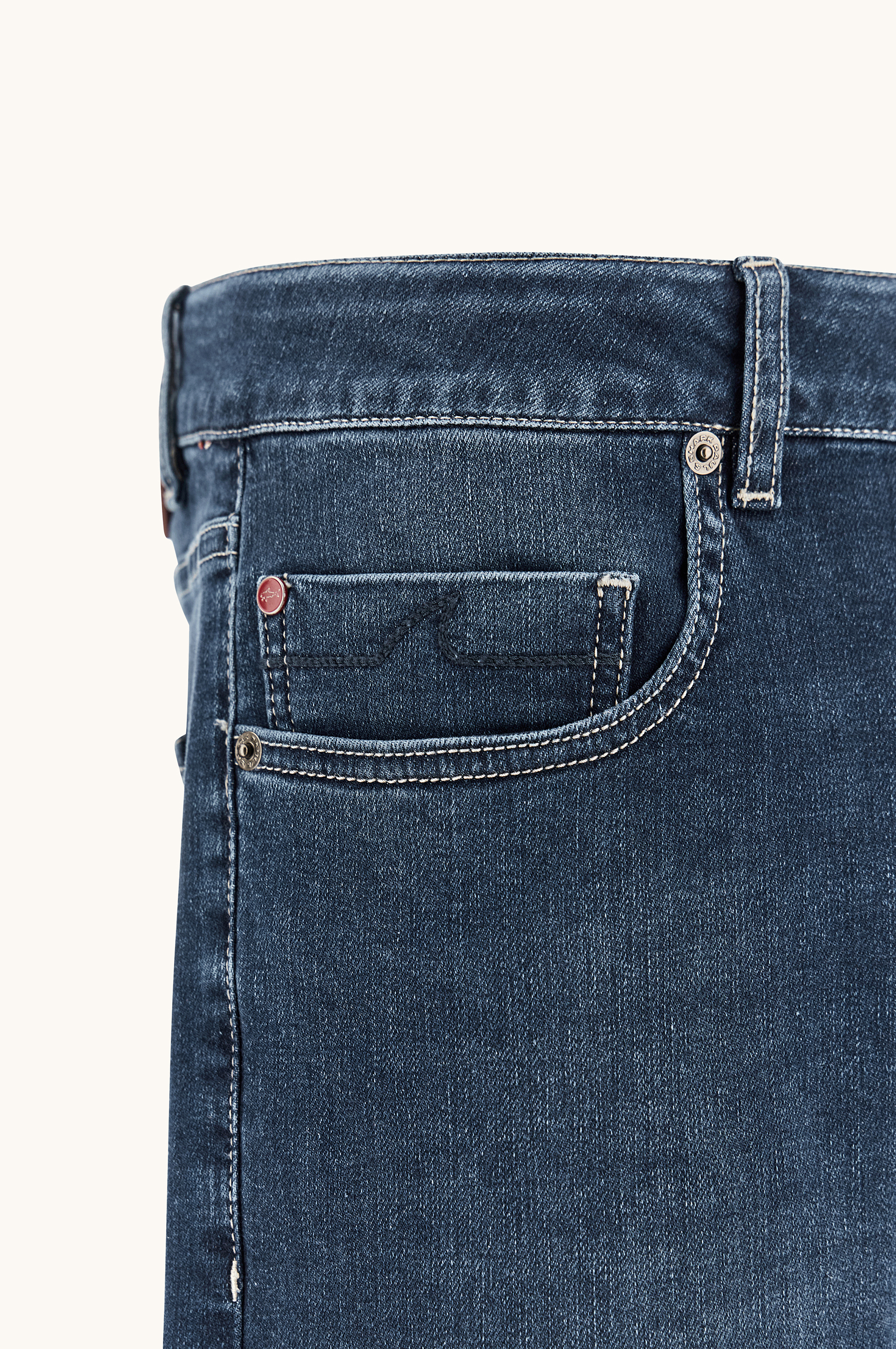 Red Rivet jeans in Giza cotton image number 2