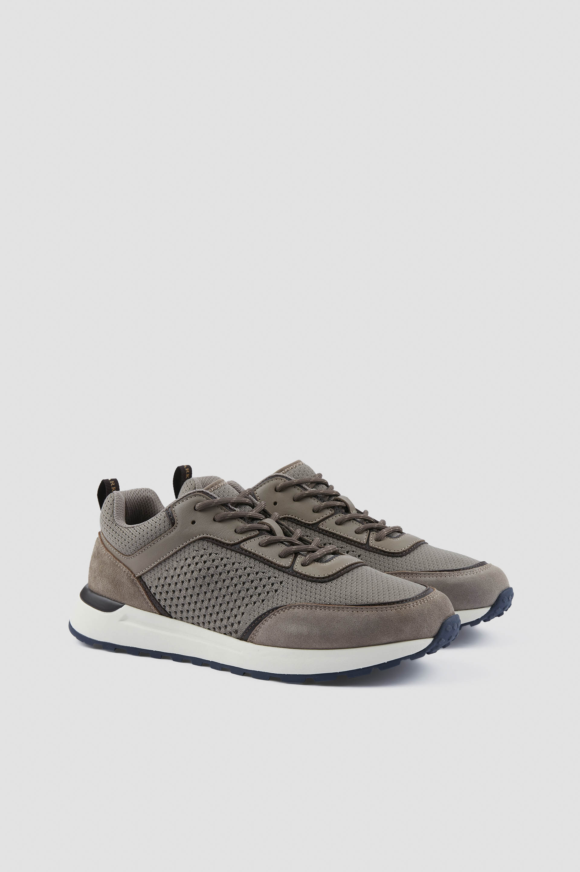 Кроссовки из трикотажа и кожи image number 3 Кроссовки из трикотажа и кожи image number 3