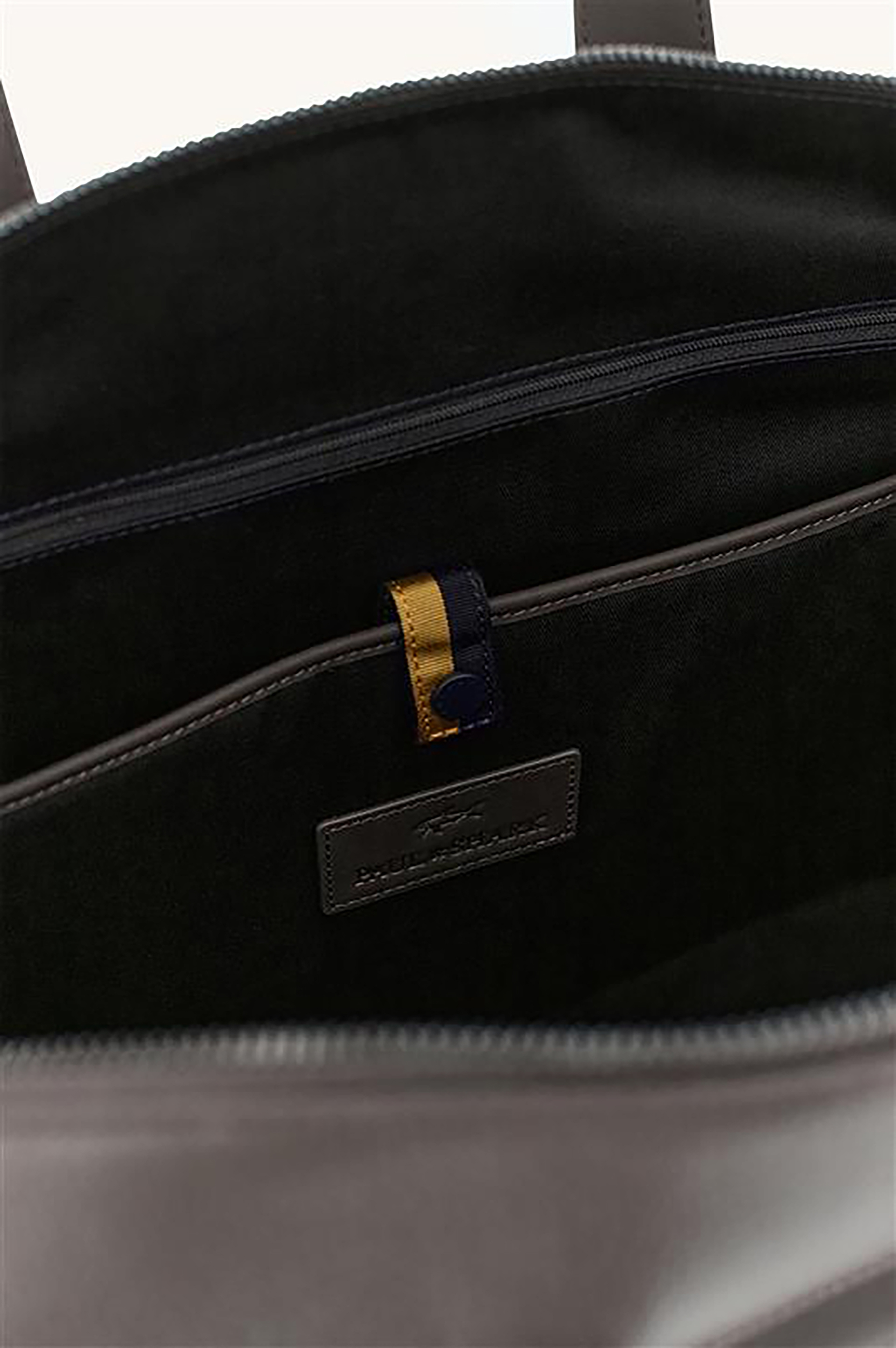 حقيبة سفر من الجلد المضفر image number 6