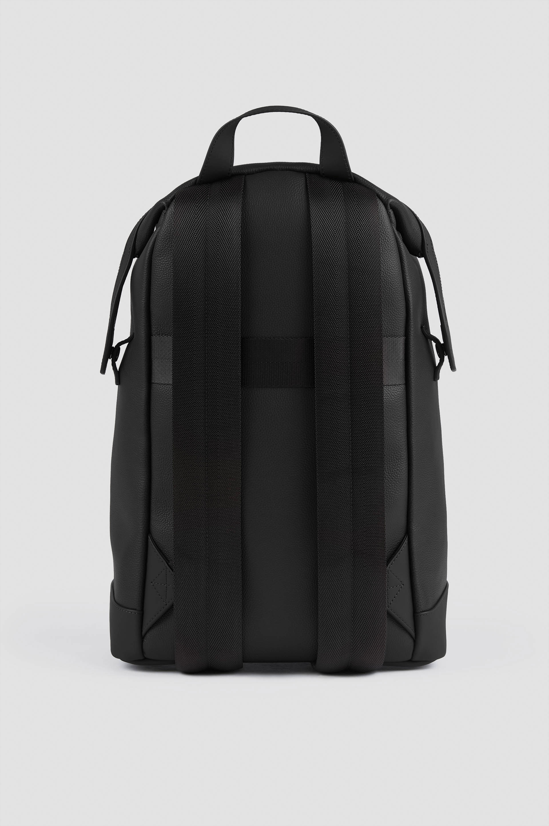 Rucksack aus geprägtem Leder image number 1 Rucksack aus geprägtem Leder image number 1