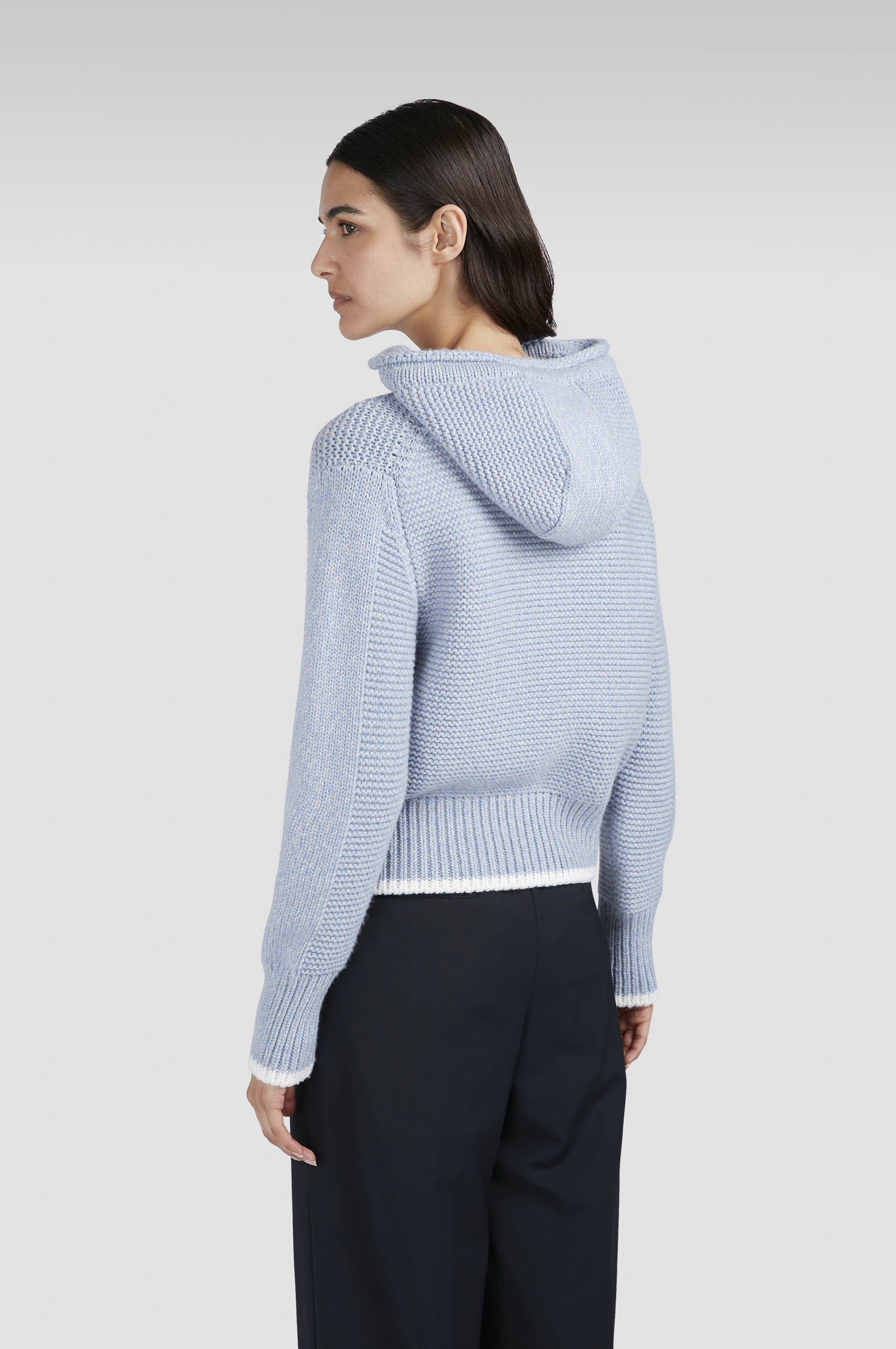 Sweatshirt en laine et cachemire image number 3 Sweatshirt en laine et cachemire image number 3