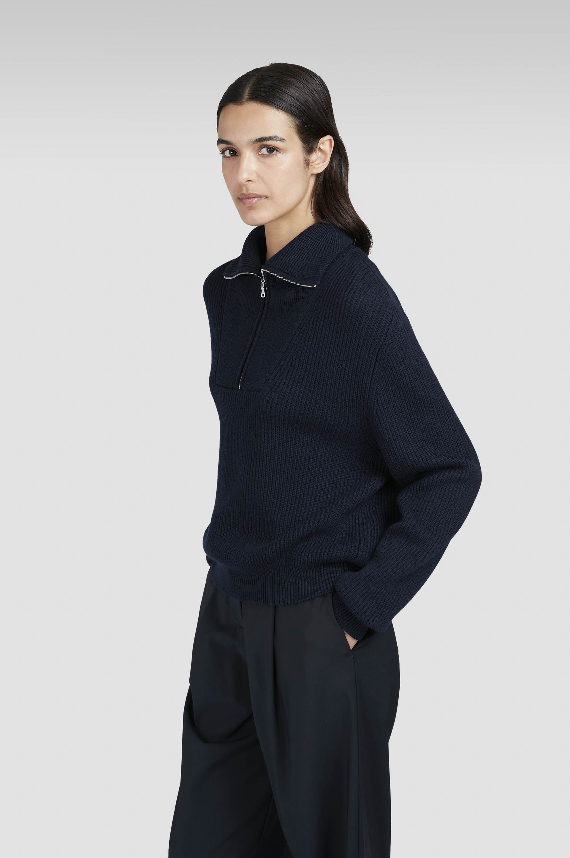 Pull à demi-zip en laine Merino Extrafine image number 0