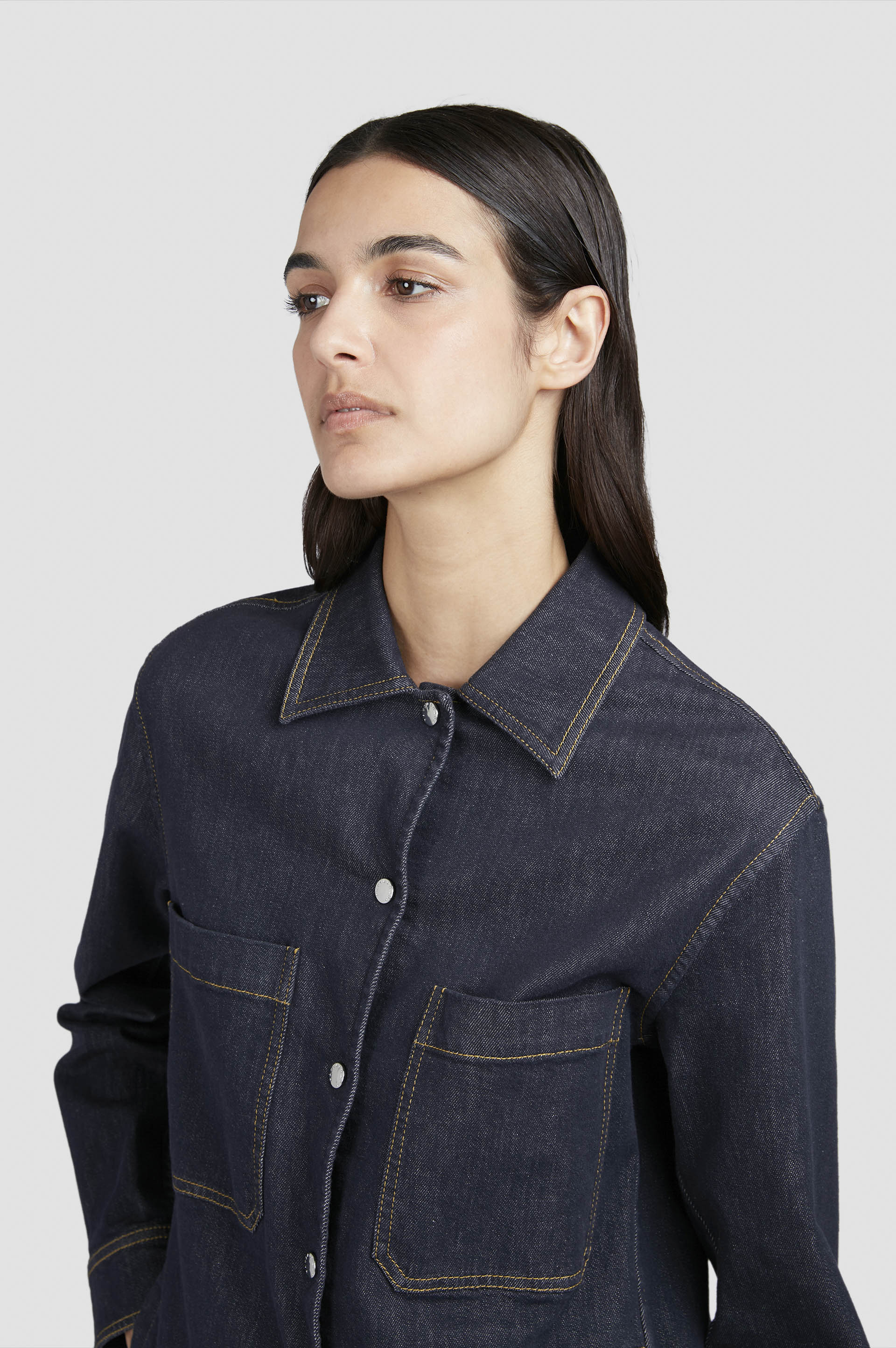 Stretch-Overshirt aus Baumwolle im Denim-Look image number 4 Stretch-Overshirt aus Baumwolle im Denim-Look image number 4
