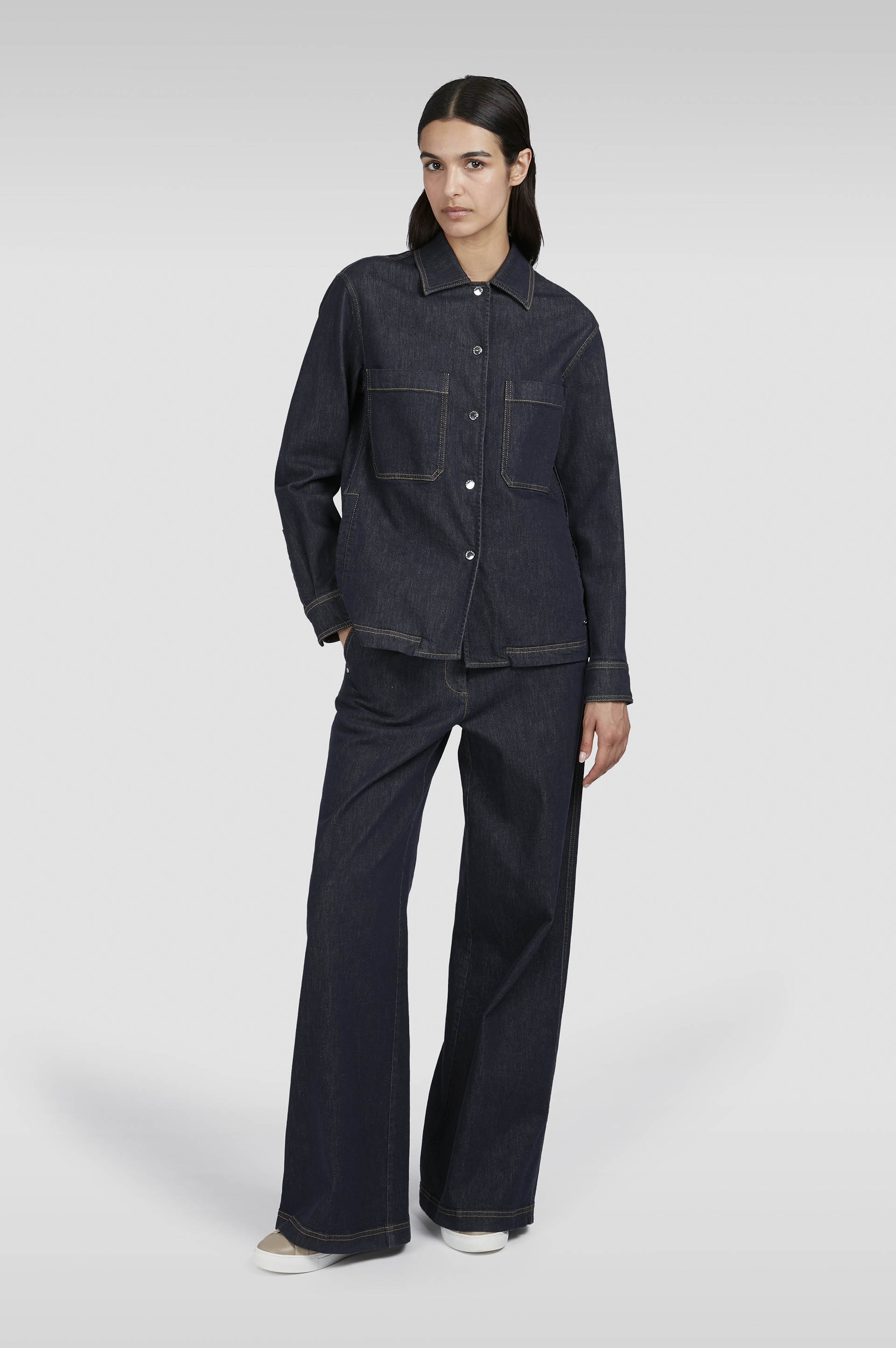 Stretch-Overshirt aus Baumwolle im Denim-Look image number 2 Stretch-Overshirt aus Baumwolle im Denim-Look image number 2