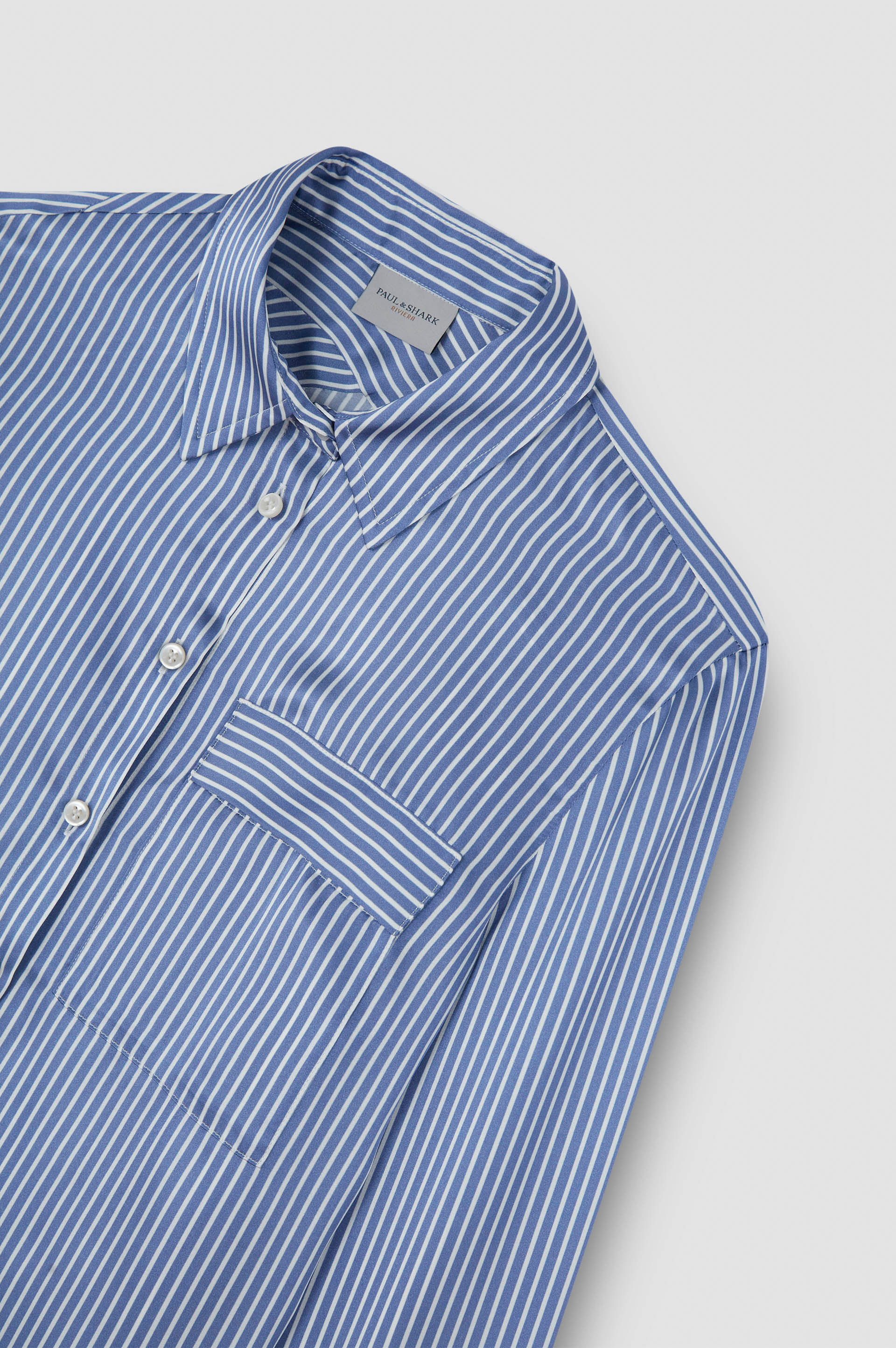 Silk shirt image number 5 Silk shirt image number 5