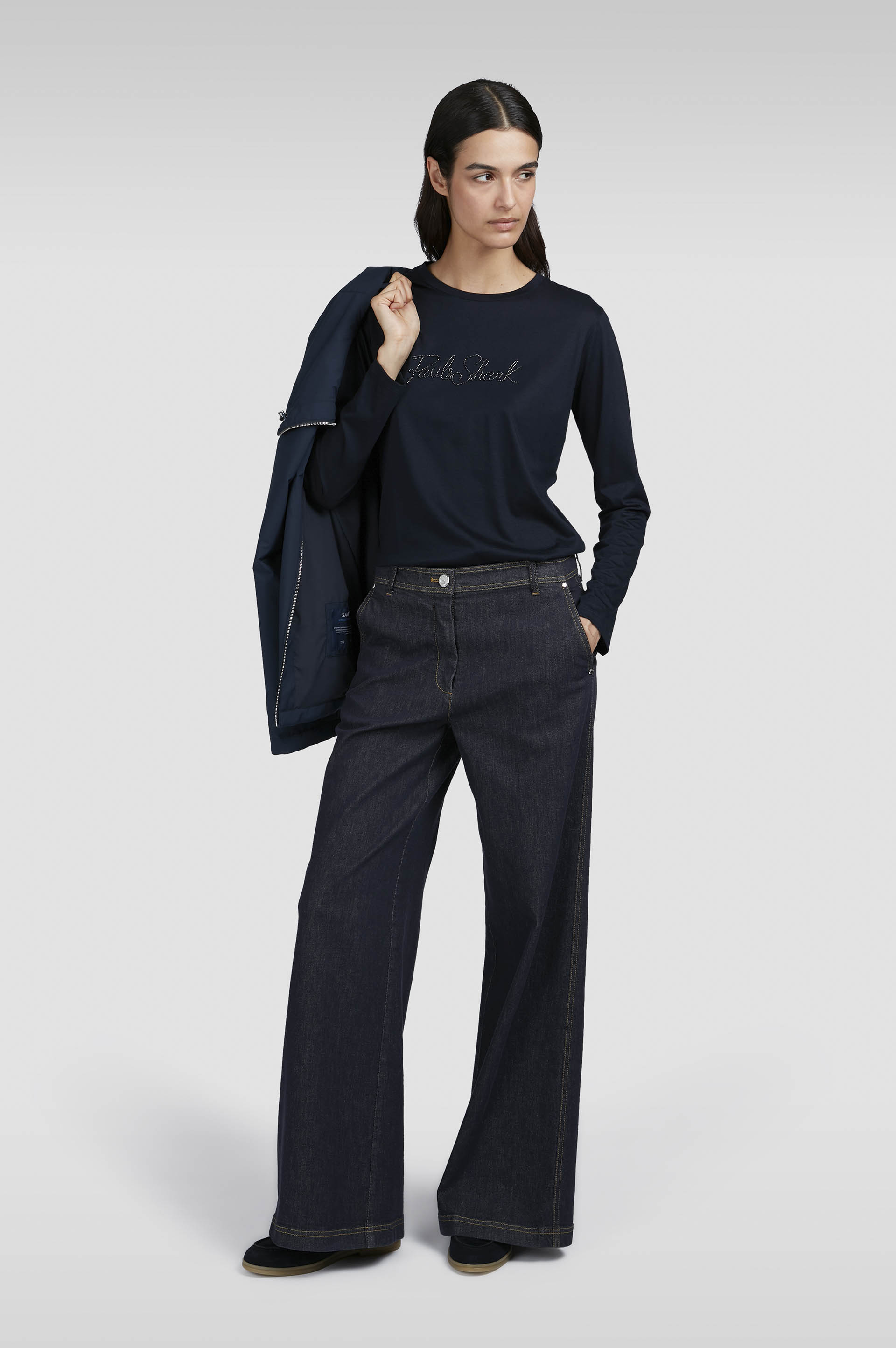 Hose aus Stretch-Baumwolle in Denim-Optik image number 2 Hose aus Stretch-Baumwolle in Denim-Optik image number 2