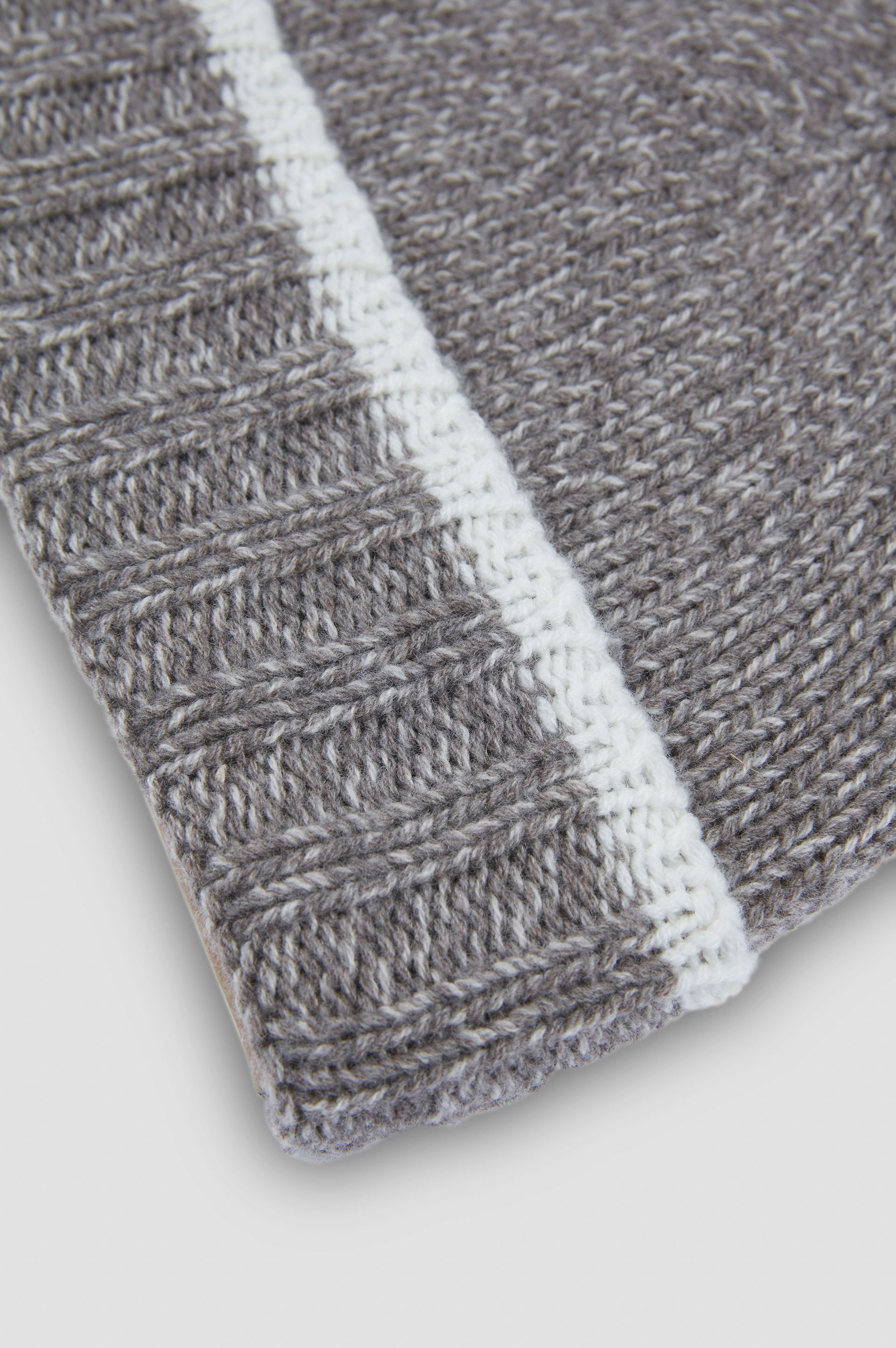 Bonnet en laine et cachemire image number 2