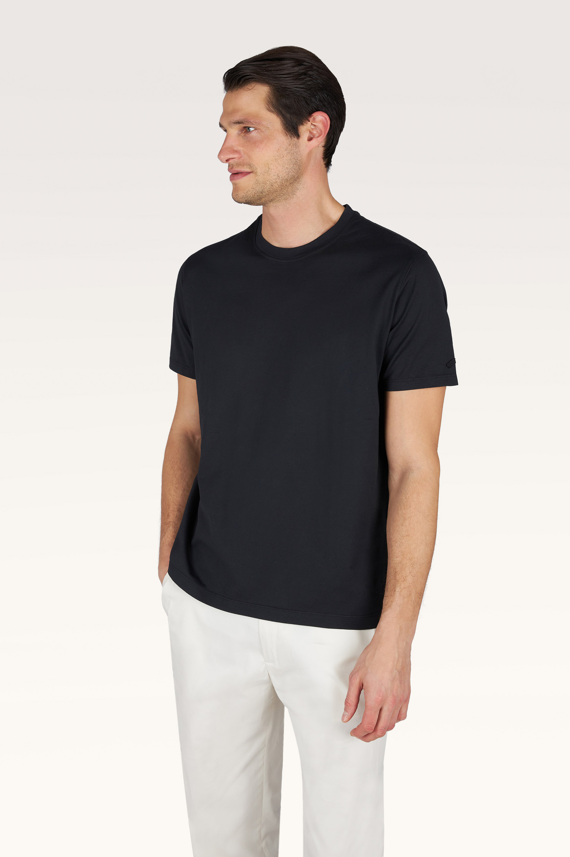 T-shirt en Light Jersey de coton teint en pi&egrave;ce image number 0