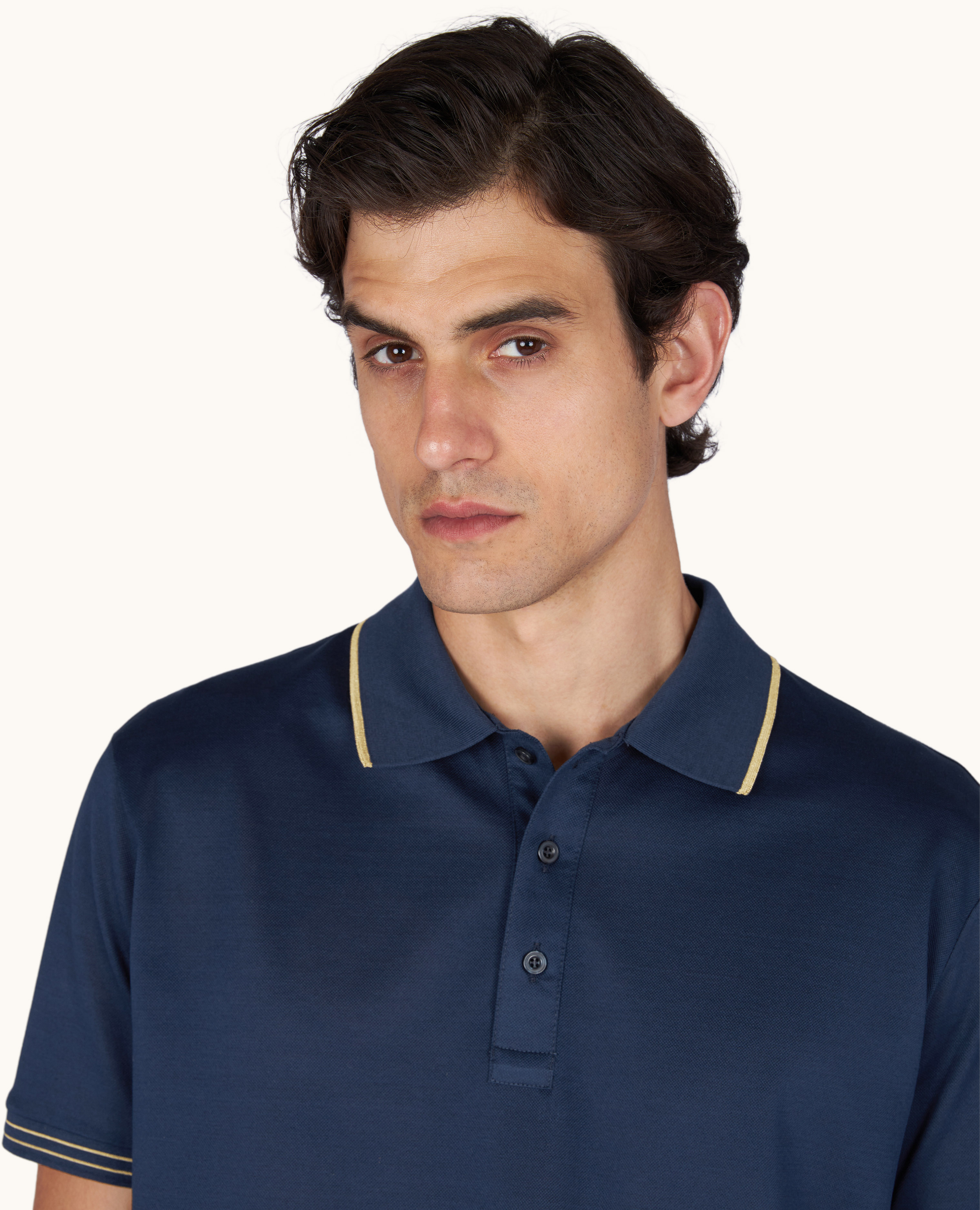 Polo in Fine Piqu&eacute; cotton with contrast trims image number 4