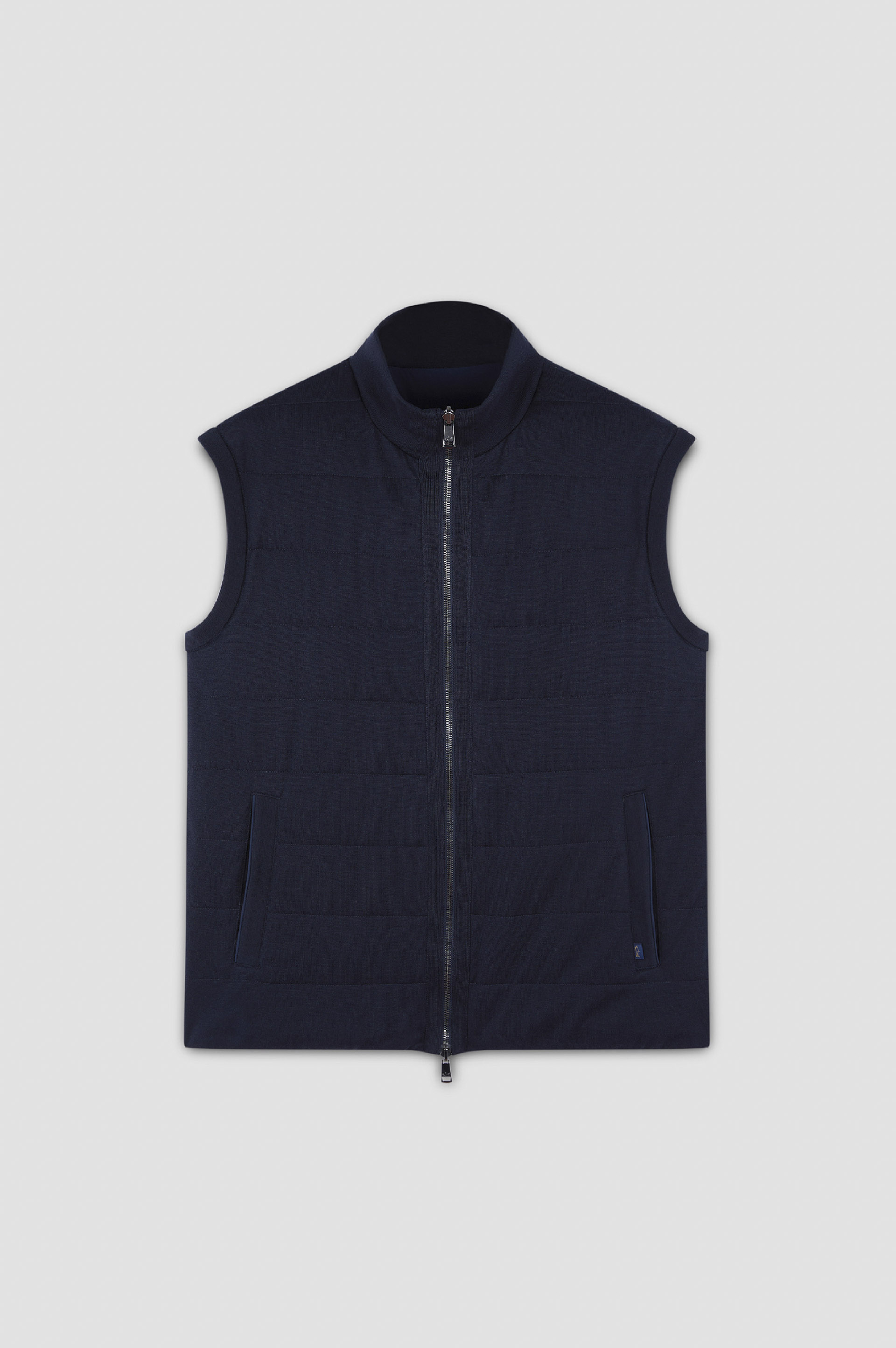 Reversible vest in cotton, silk, and Typhoon® Platinum image number 1