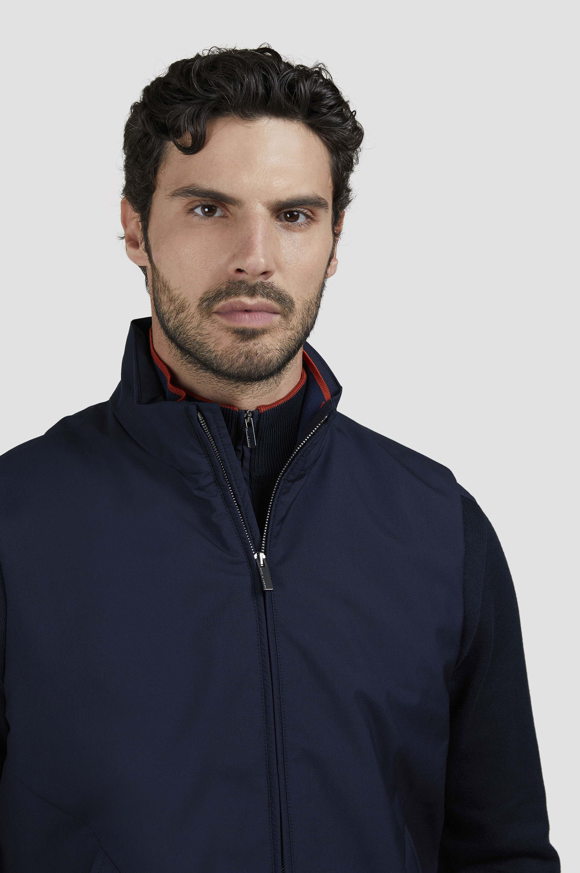 Wool and silk Vest image number 4