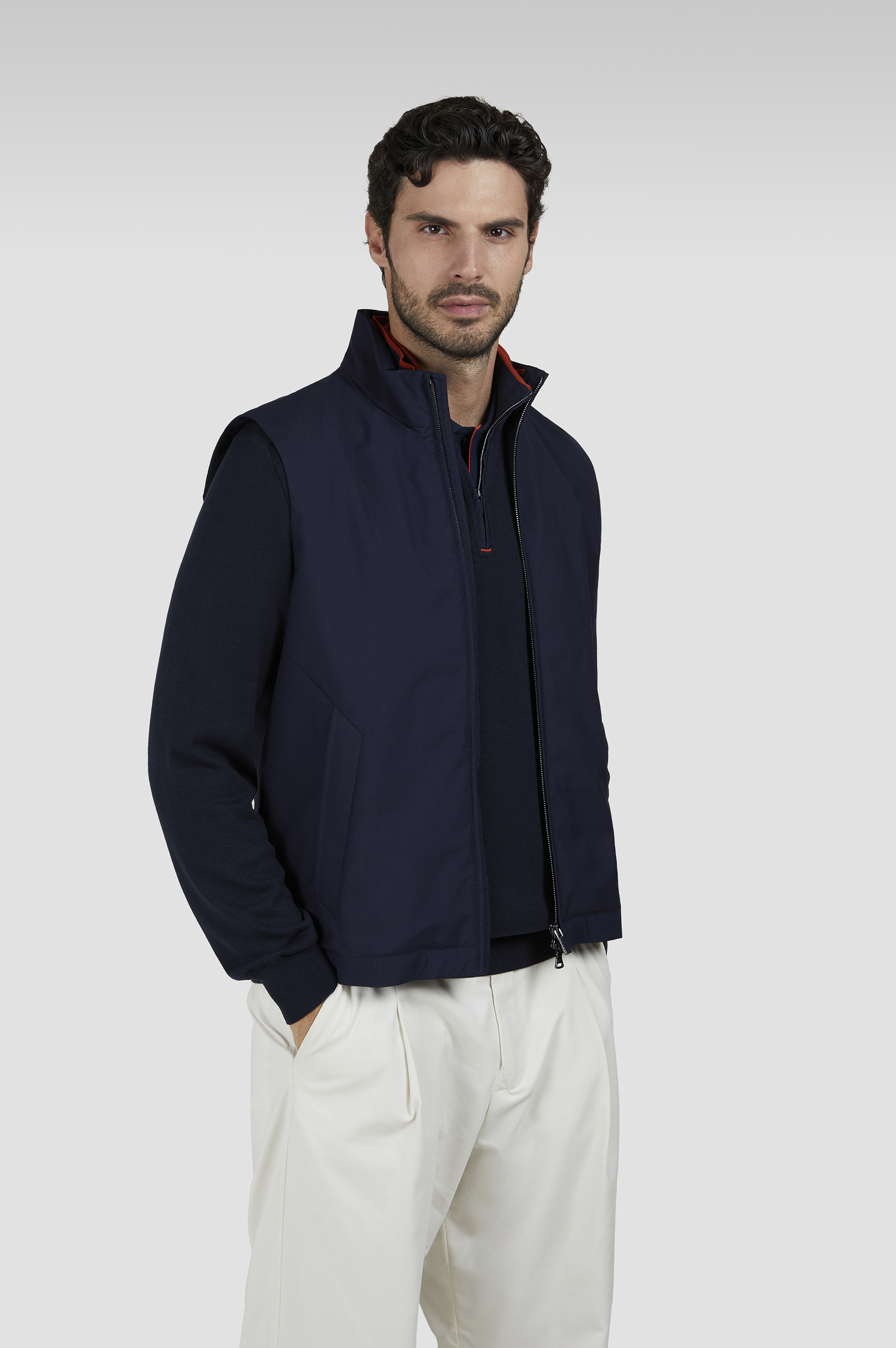 Wool and silk Vest image number 0