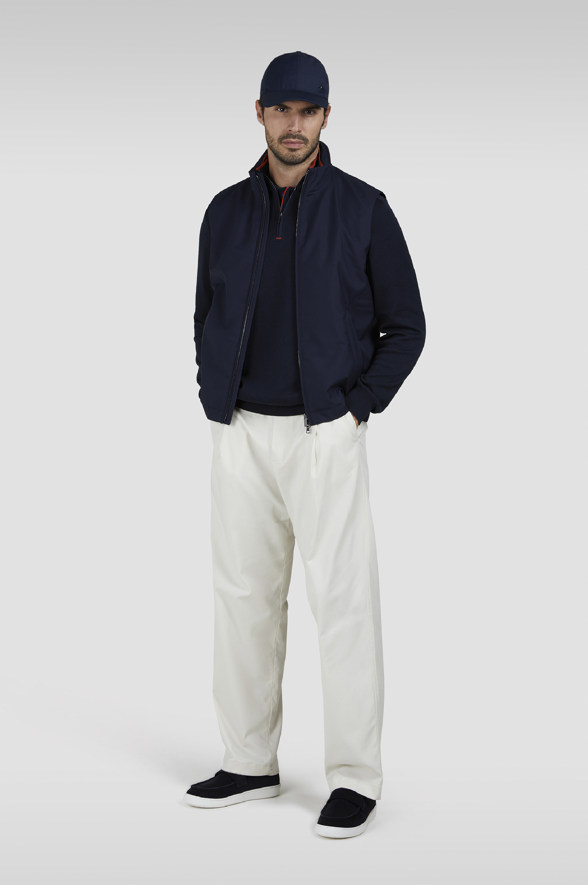 Wool and silk Vest image number 2