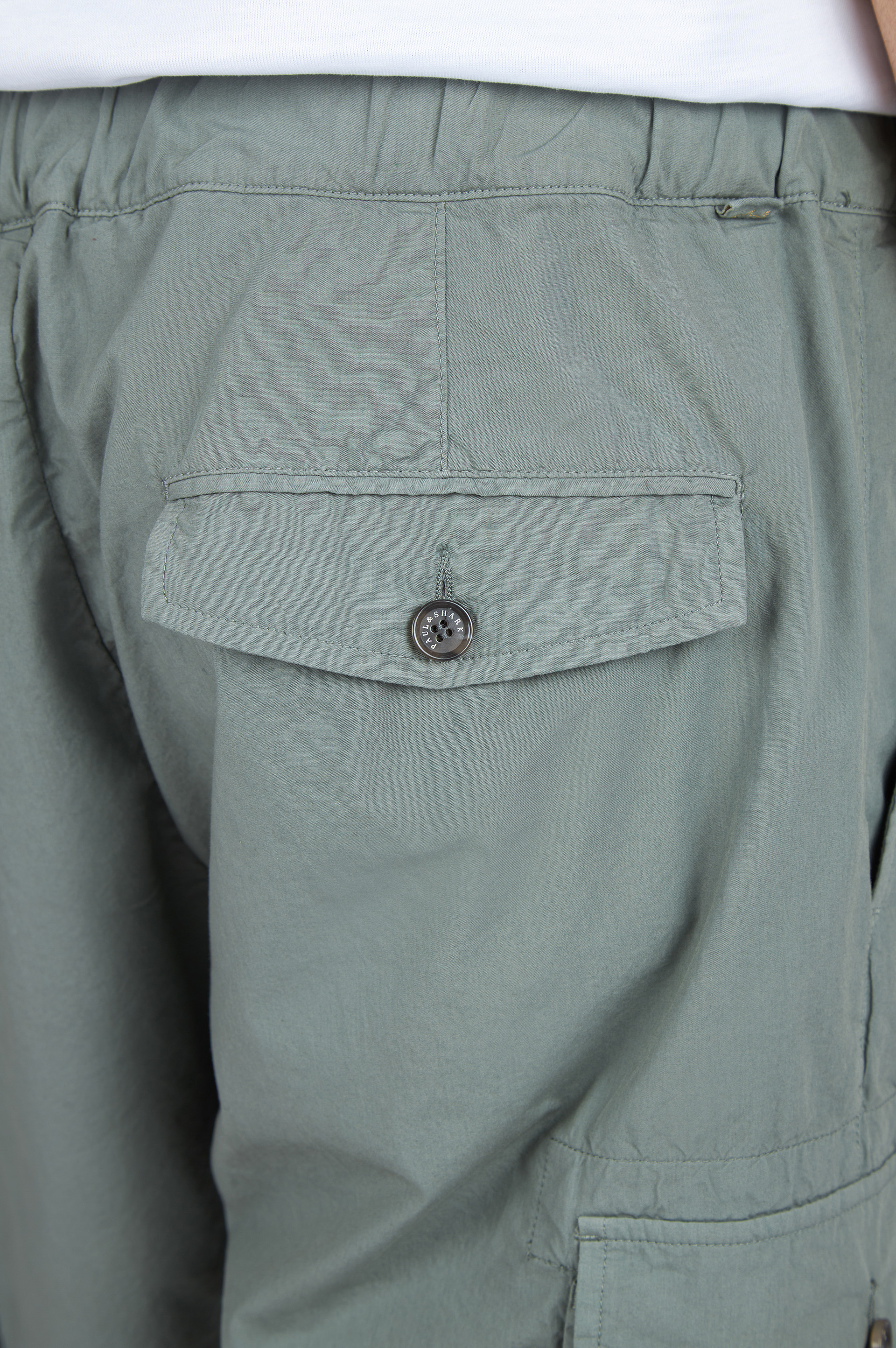 Bermuda cargo en coton popeline ultral&eacute;ger image number 3