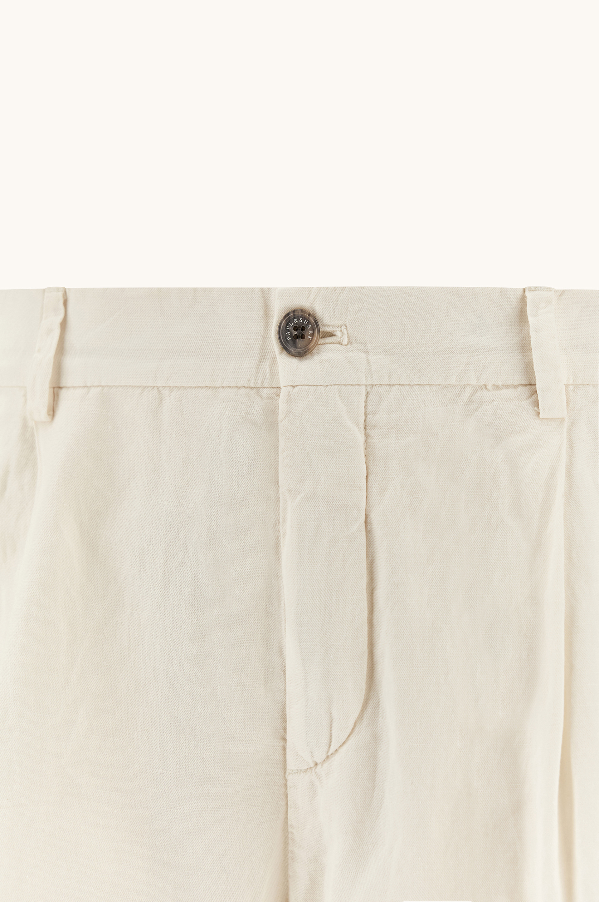 Bermuda de lino y algod&oacute;n image number 4