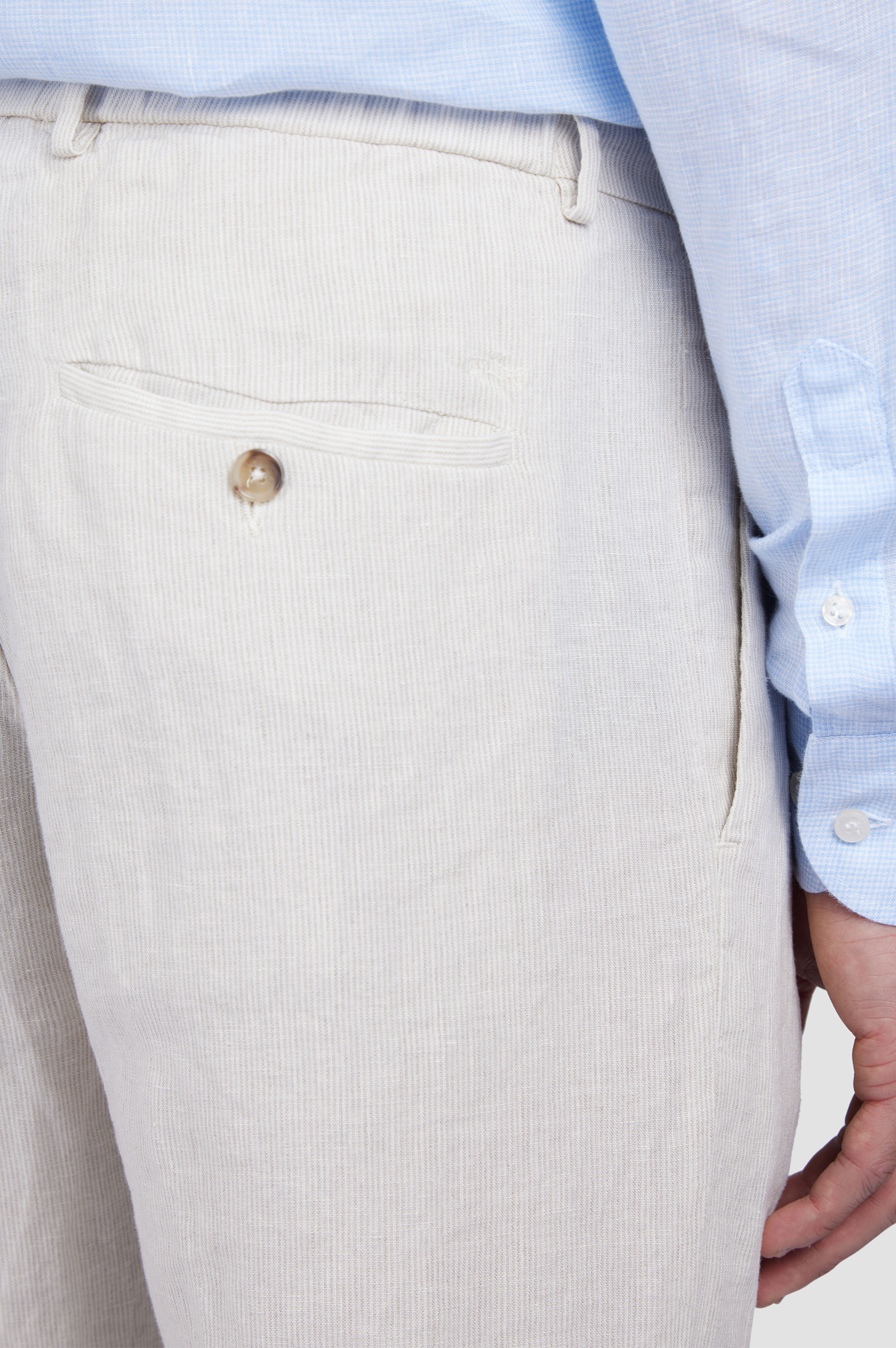 Pantalone chino in lino con motivo a righe image number 4