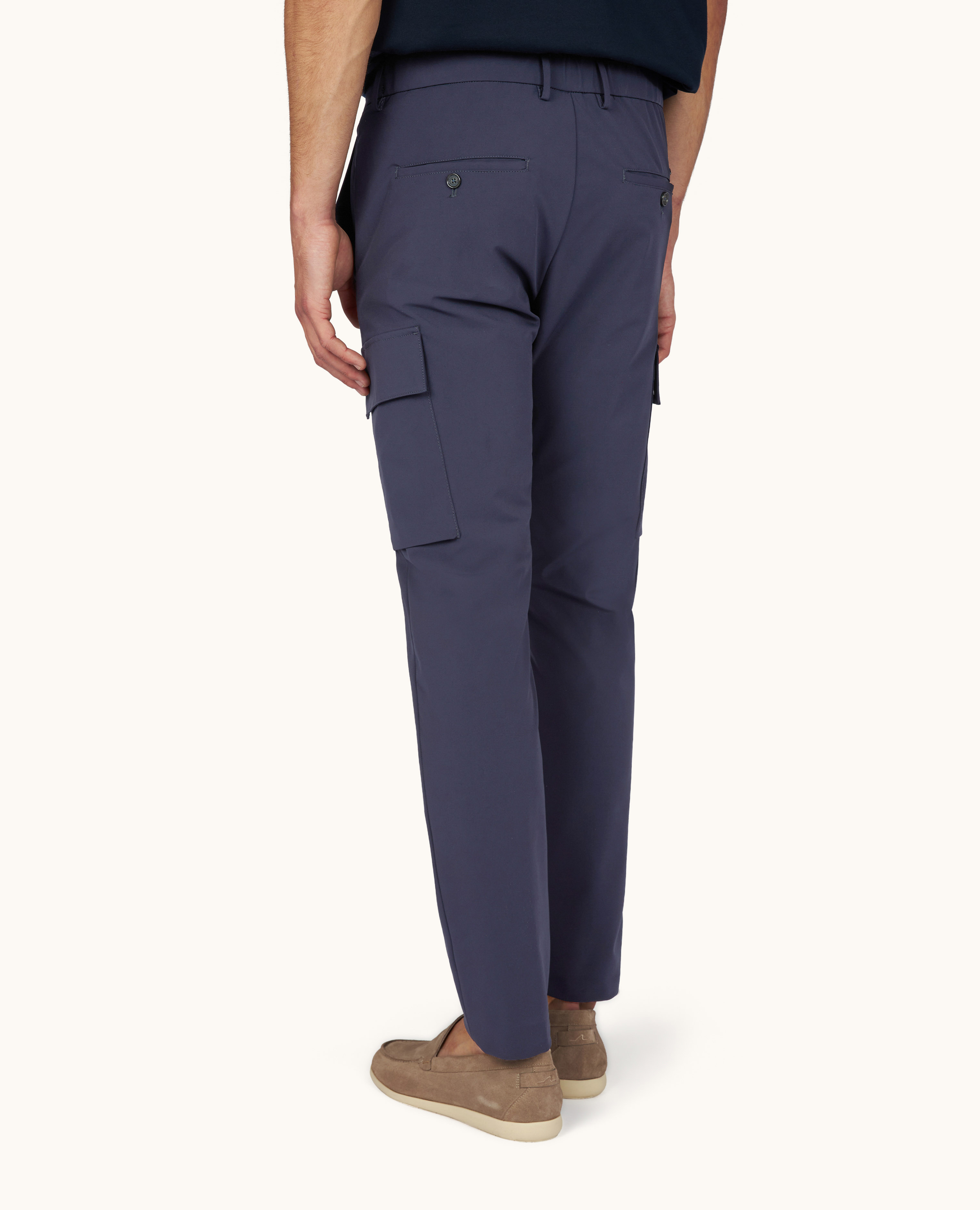 Dynamic cargo pants image number 2