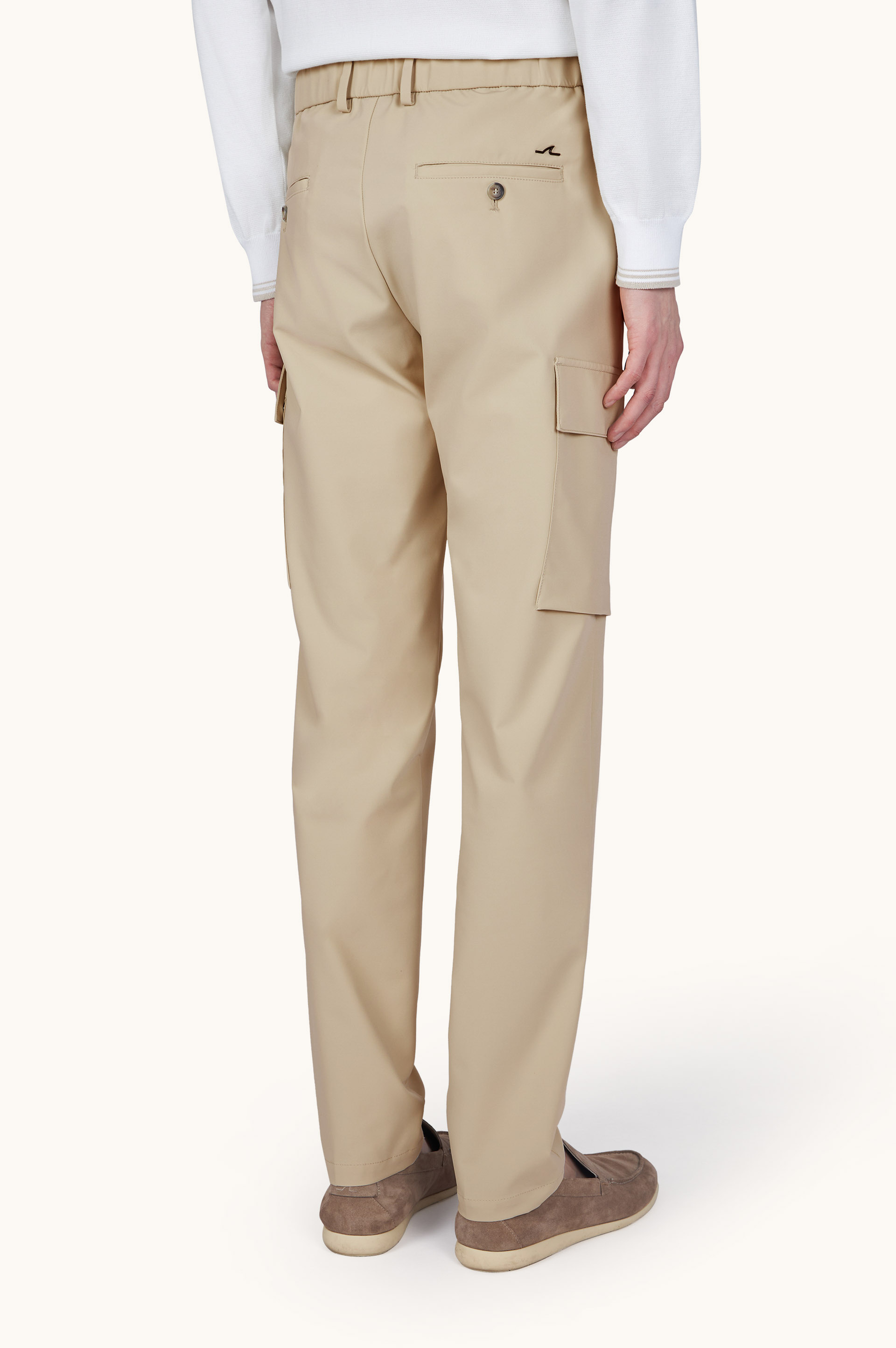 Dynamic cargo pants image number 3