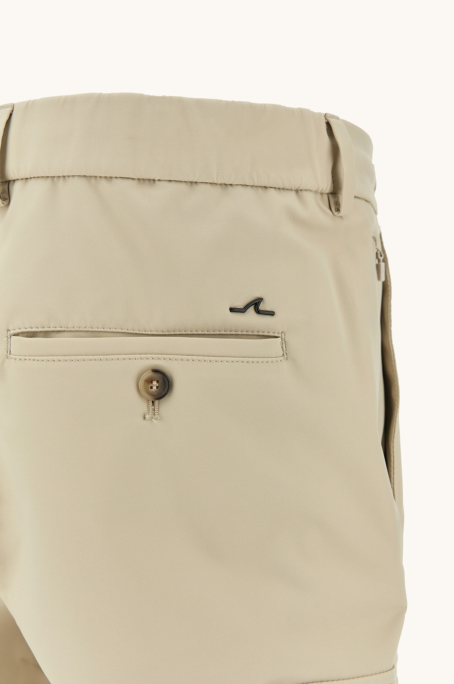 Dynamic cargo pants image number 1