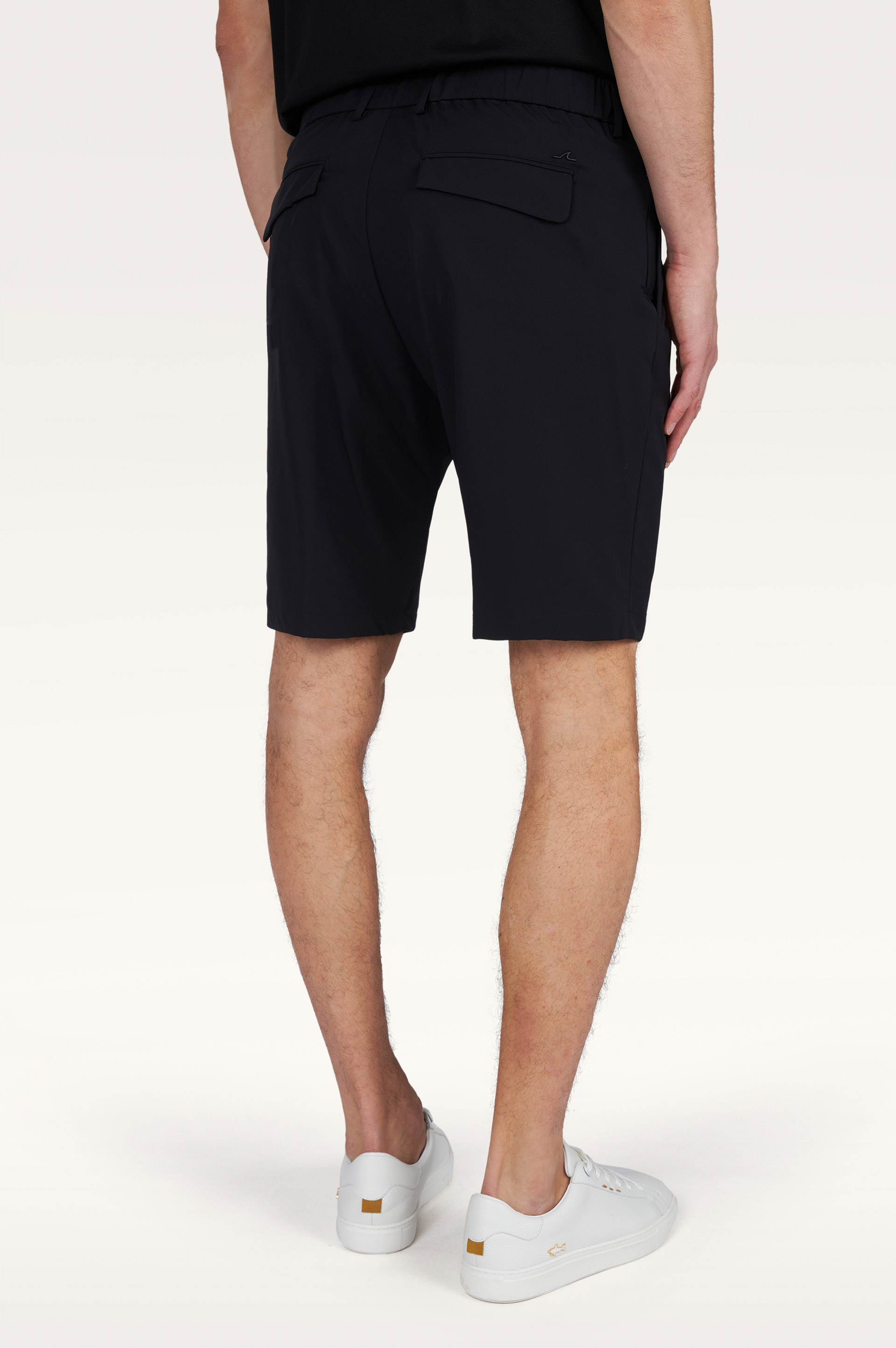 Dynamic bermuda shorts image number 2