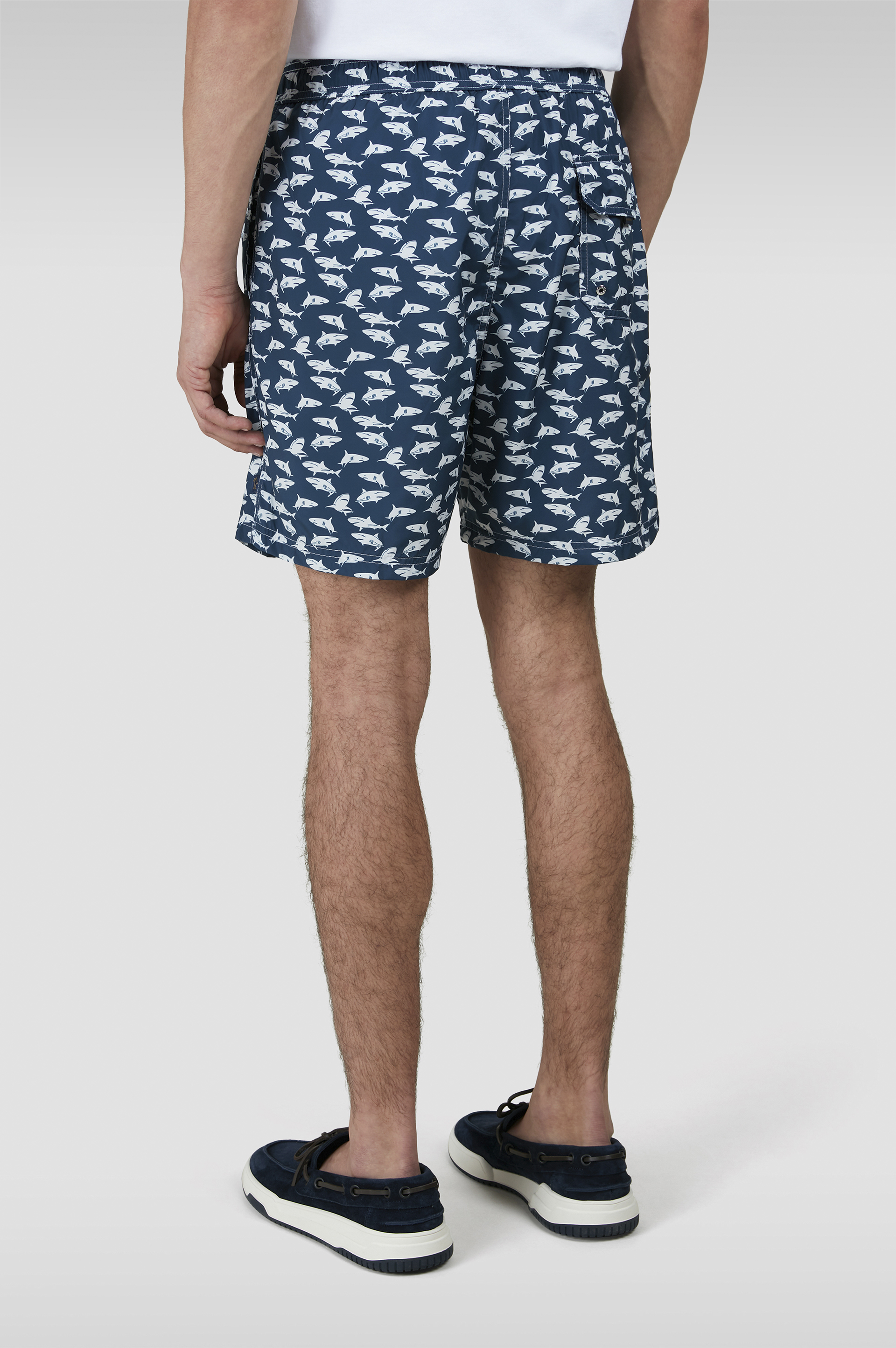 Bañador con estampado de tiburones integral image number 3