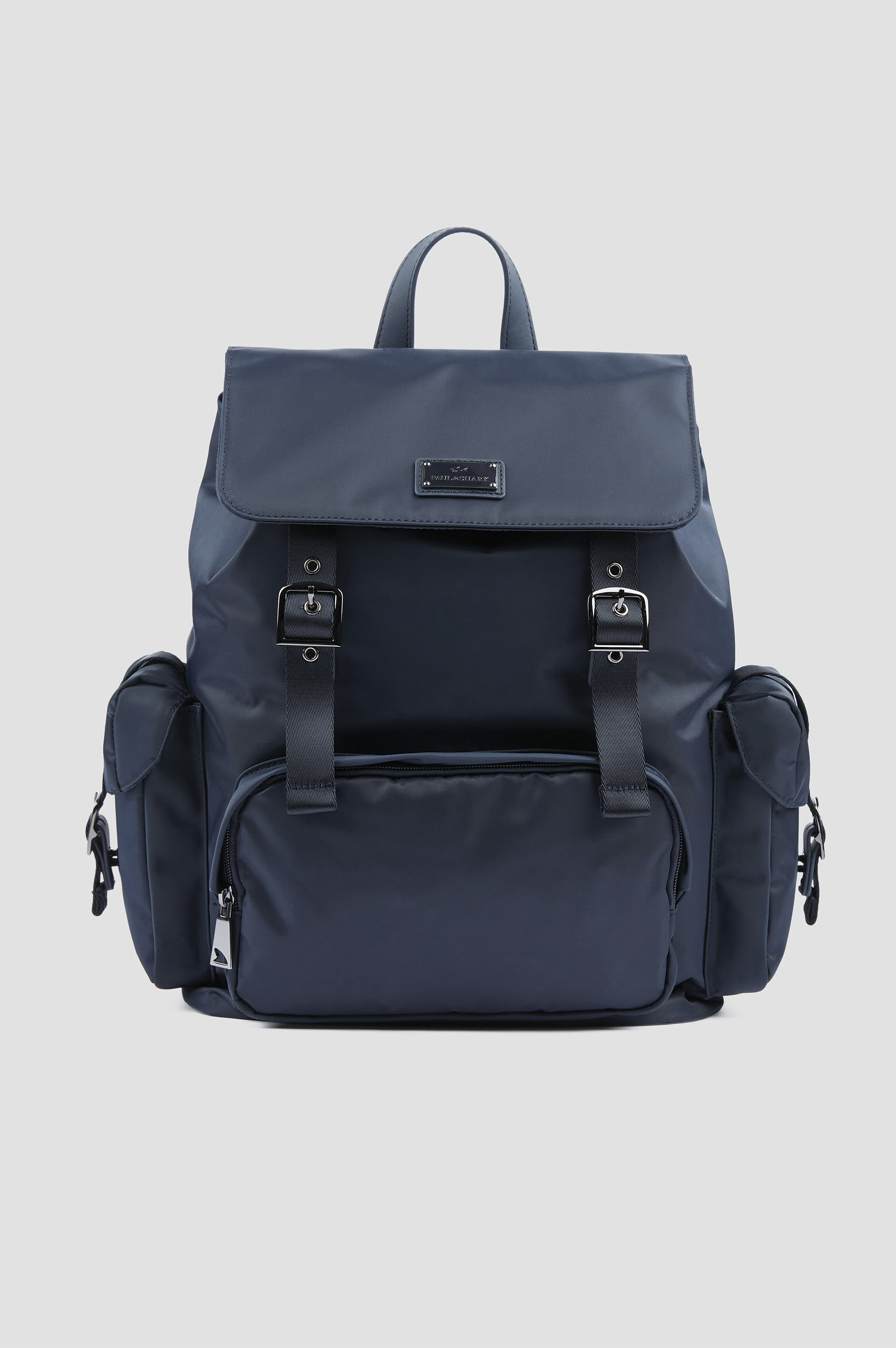 Mochila utilitaria de nailon con ribetes de cuero image number 0