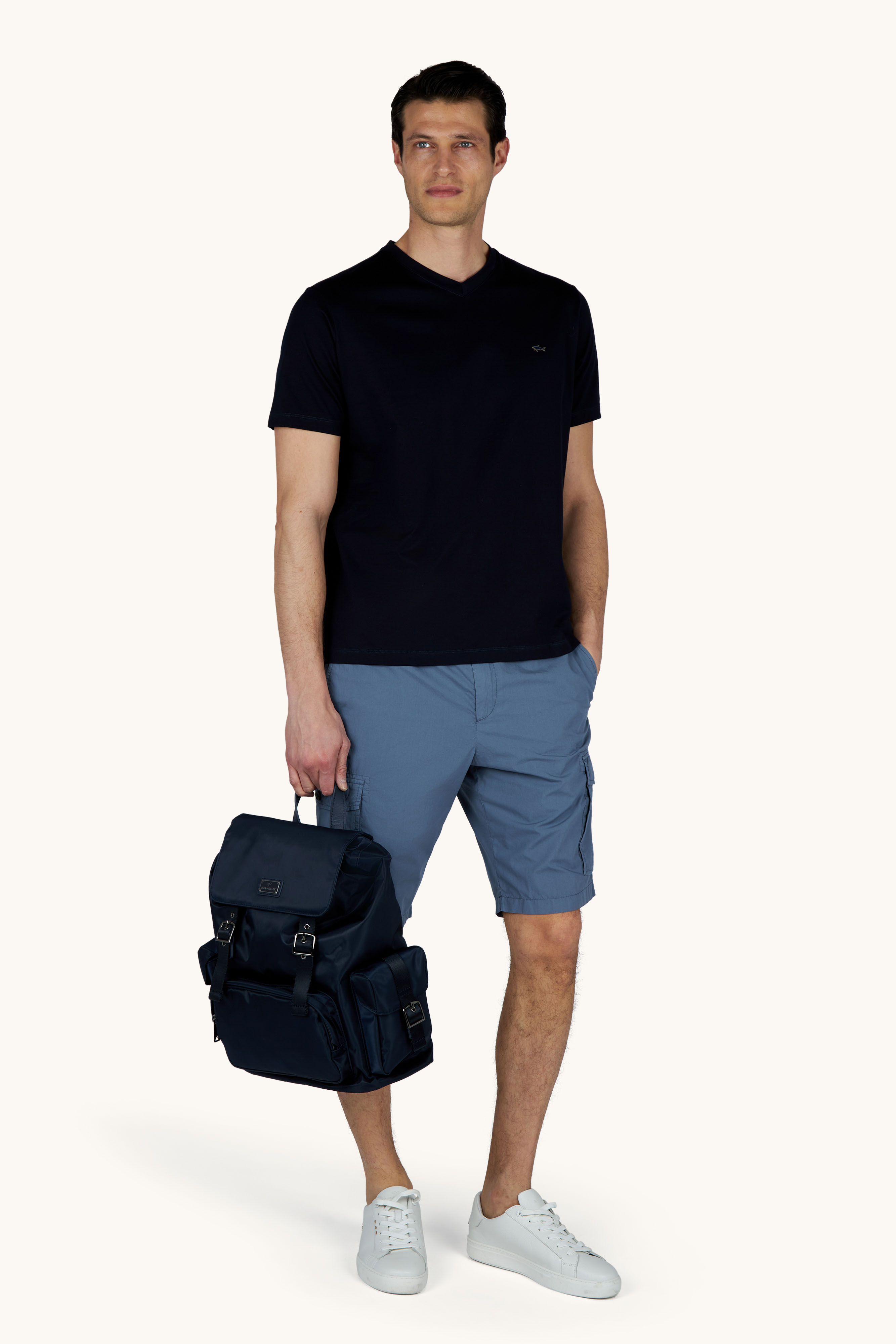 Double mercerised cotton jersey V-Neck T-Shirt image number 2