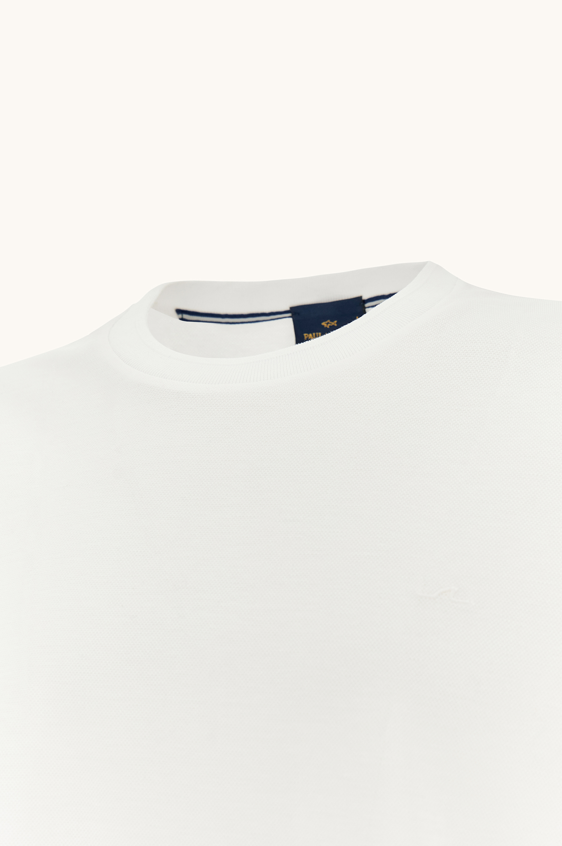 Fine piqu&eacute; cotton T-shirt image number 5