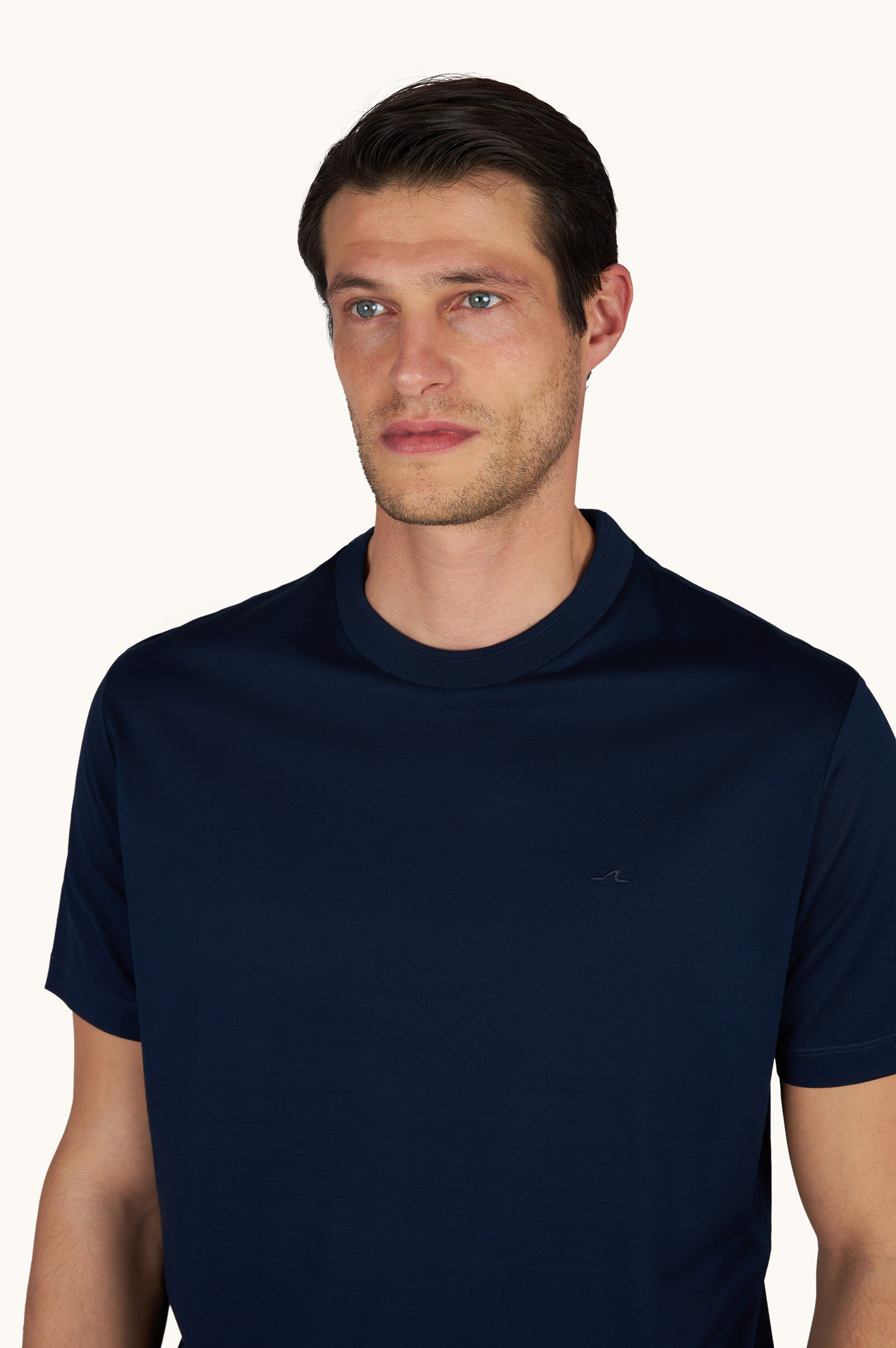 Fine piqu&eacute; cotton T-shirt image number 3