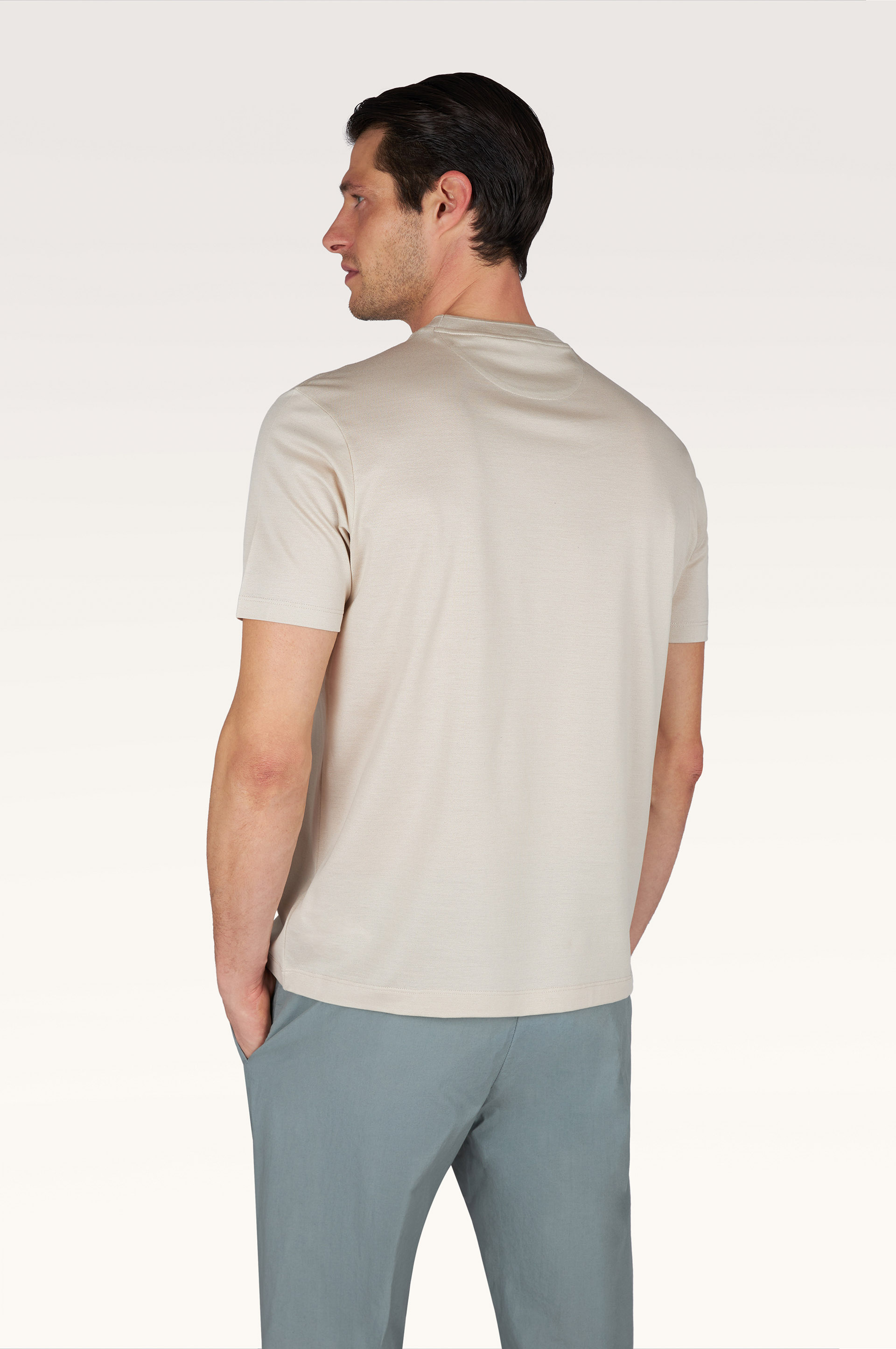 Fine piqu&eacute; cotton T-shirt image number 2