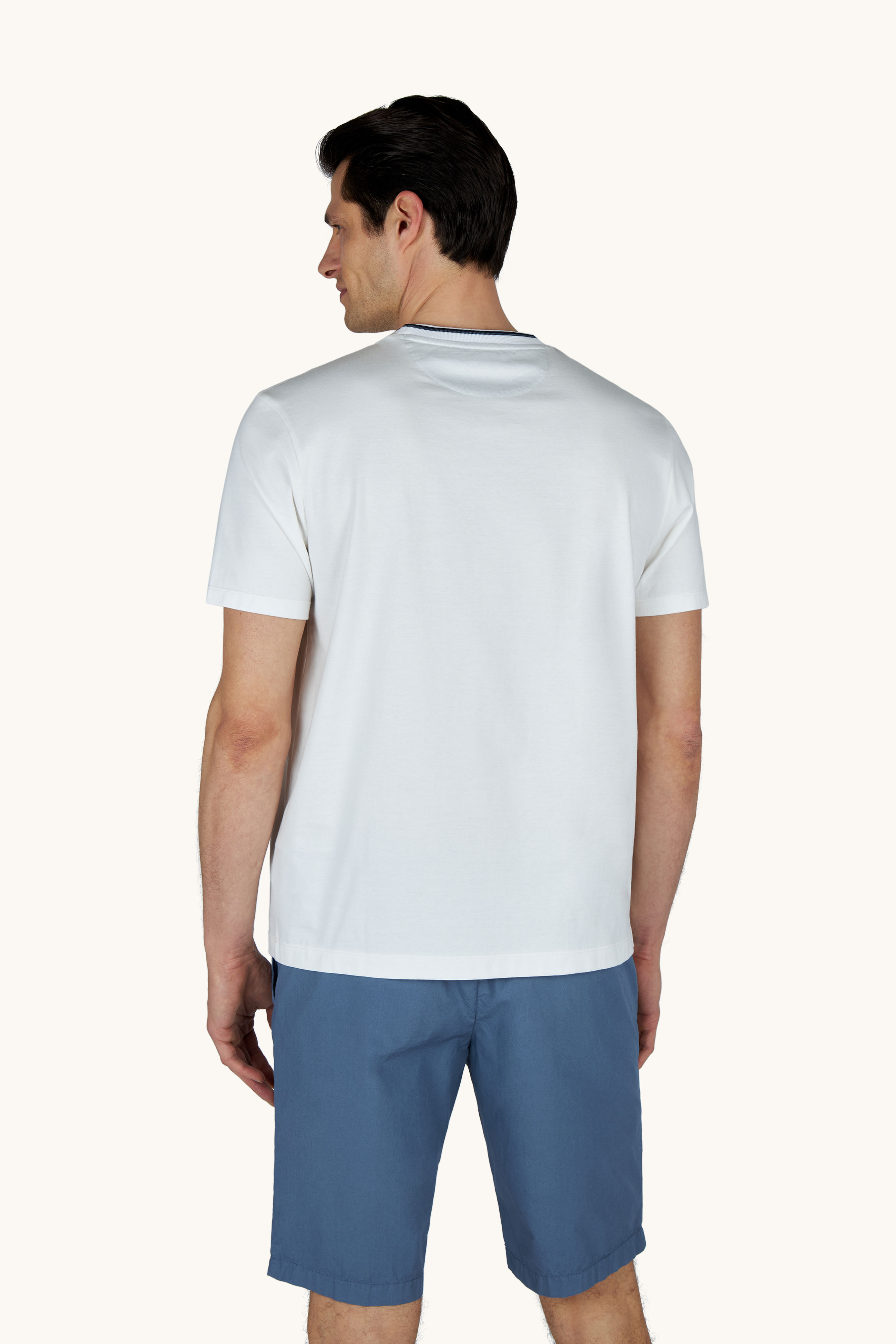 Cotton jersey T-Shirt with Shark print image number 3