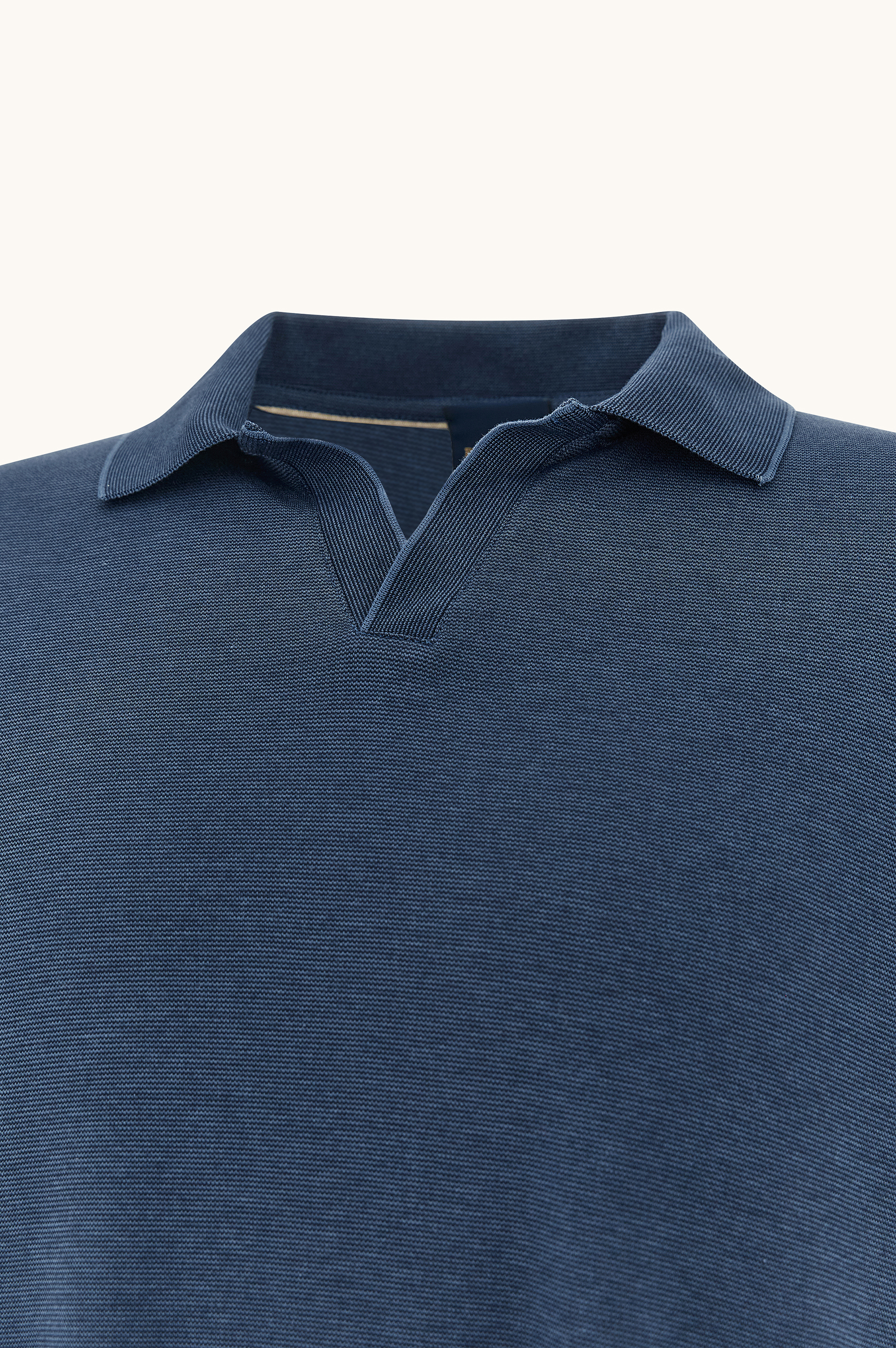 X-Soft open‑collar polo shirt in cotton interlock image number 6
