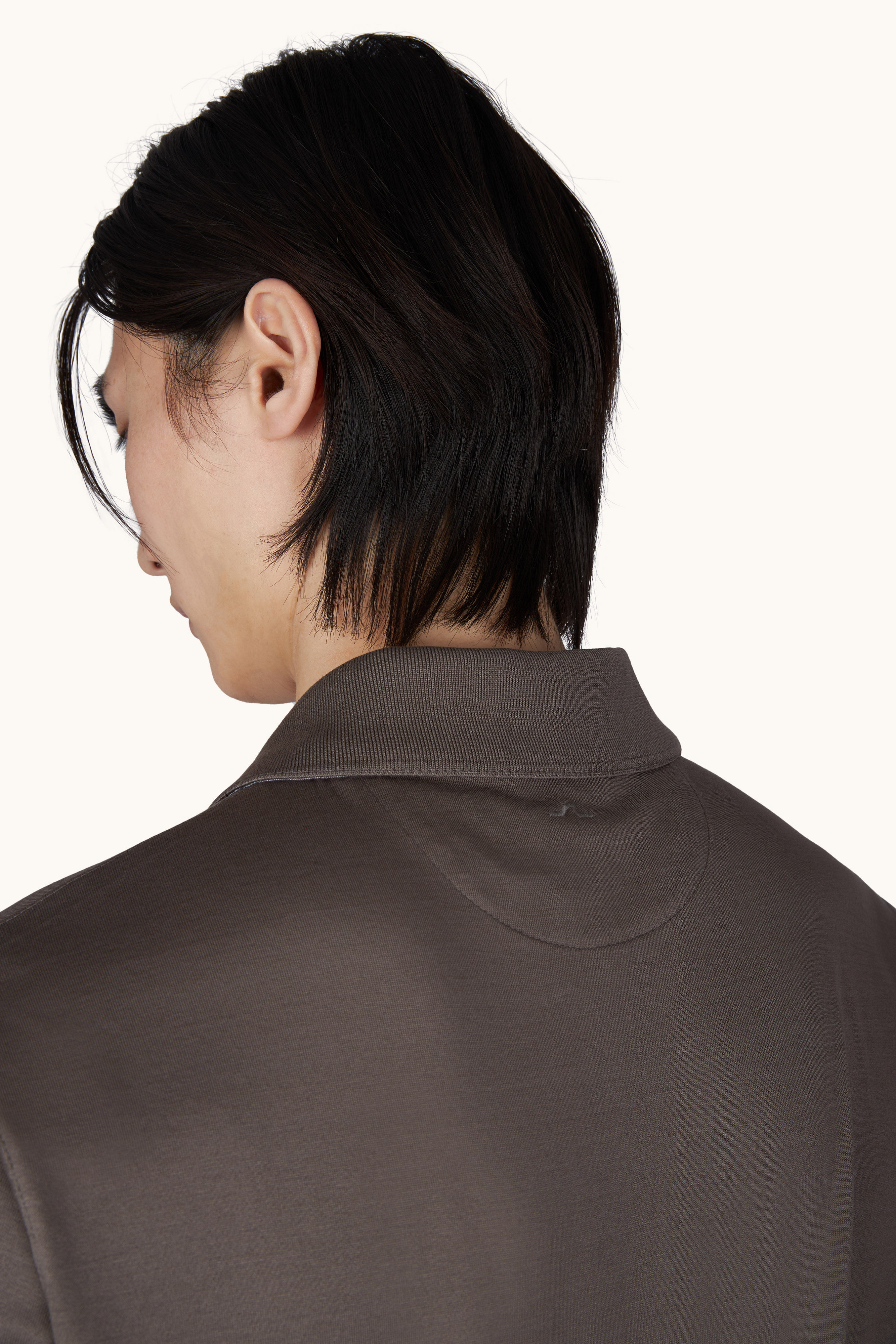 Polo shirt in Double Mercerised cotton jersey with linen details image number 4