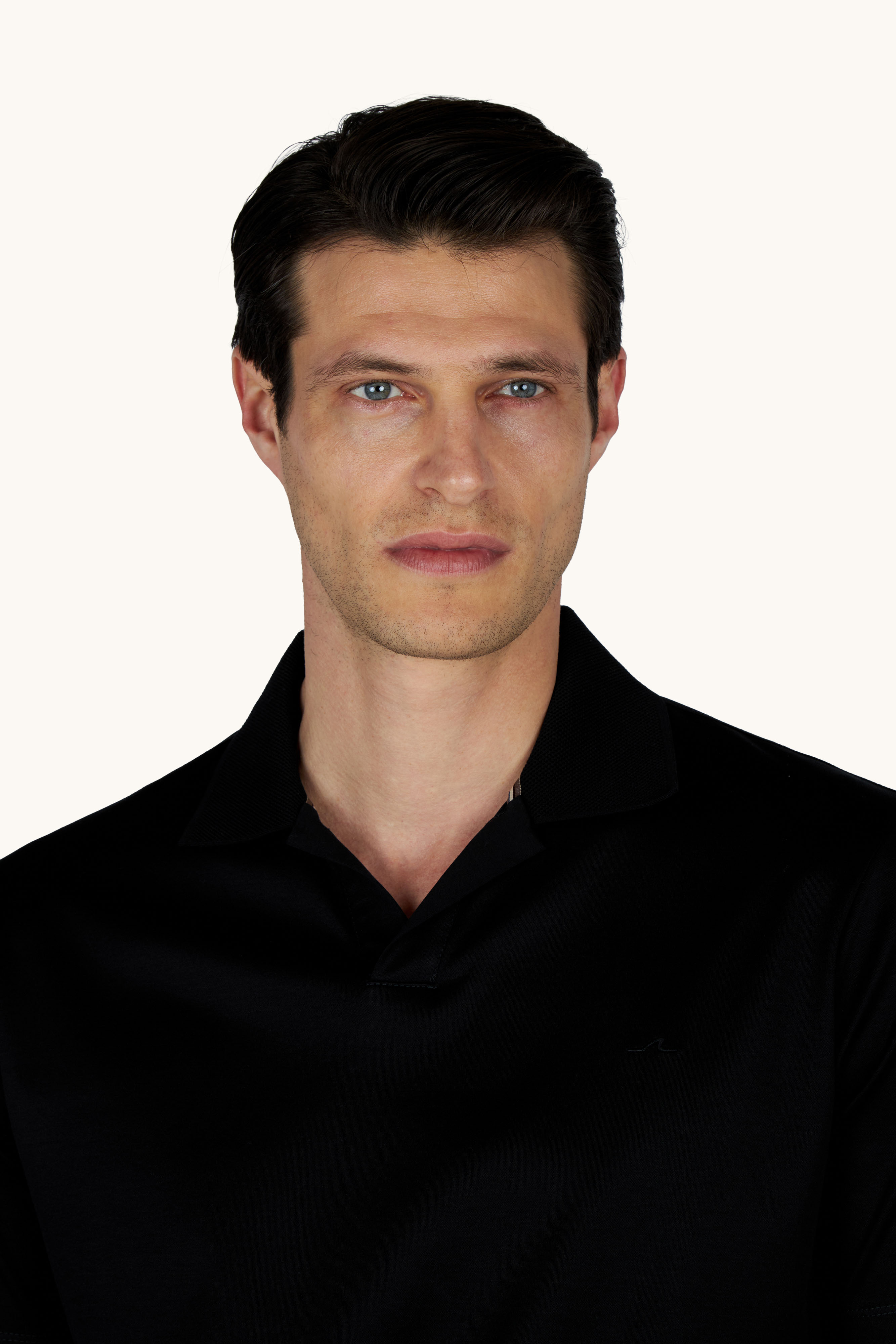 Open‑collar polo shirt in Aqua Touch cotton image number 5