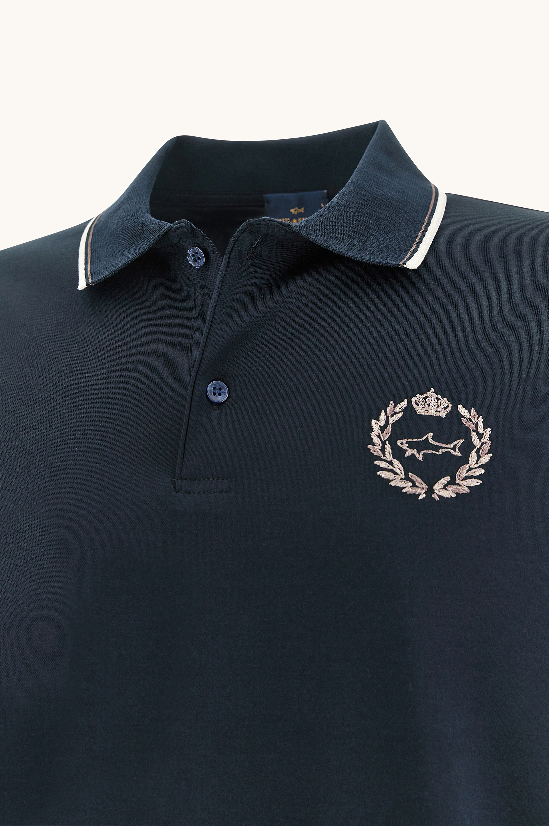 Polo de algod&oacute;n Aqua Touch con bordado her&aacute;ldico image number 6