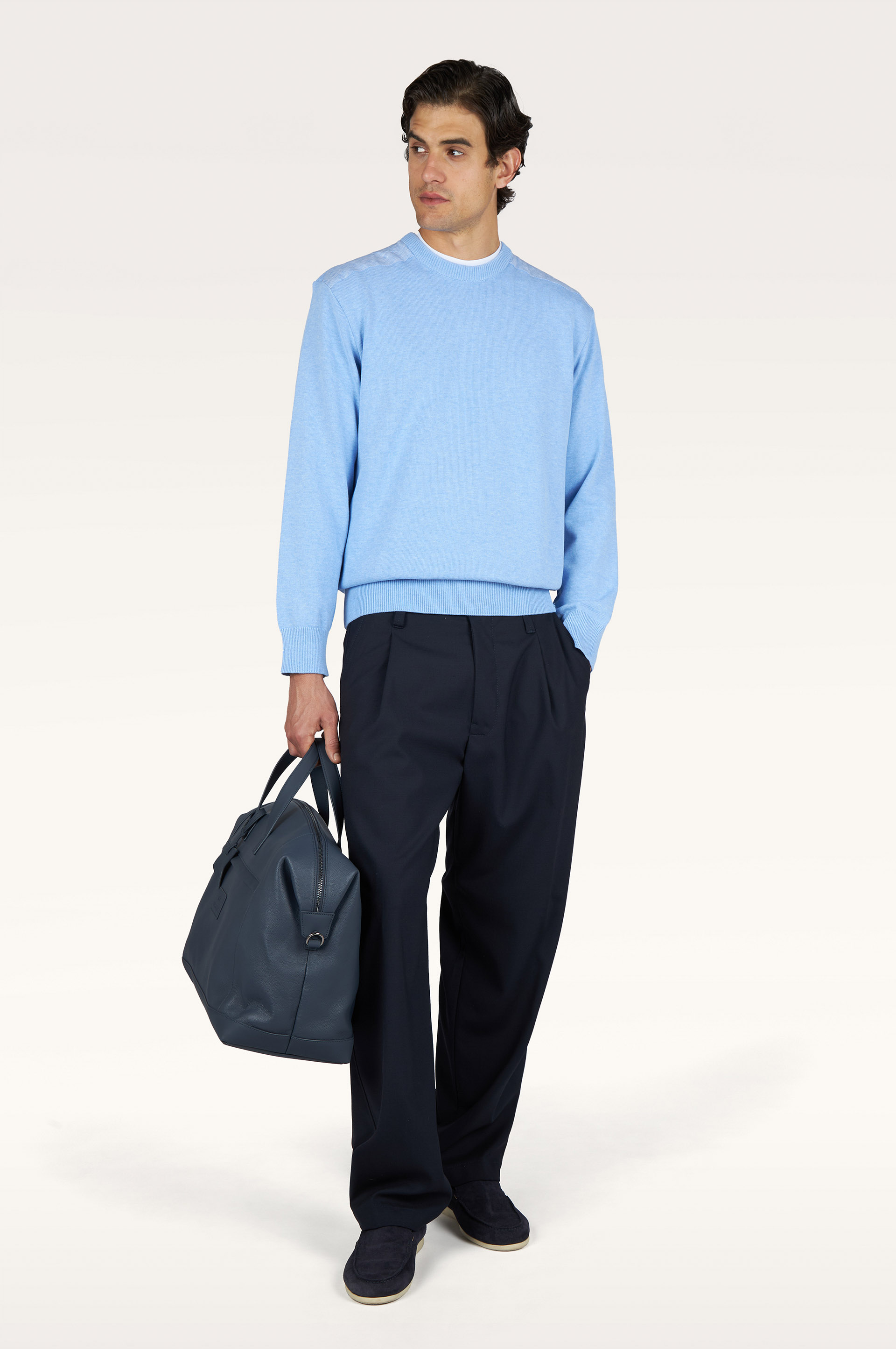 Pull &agrave; col rond en coton Fresco avec d&eacute;tails en lin image number 2