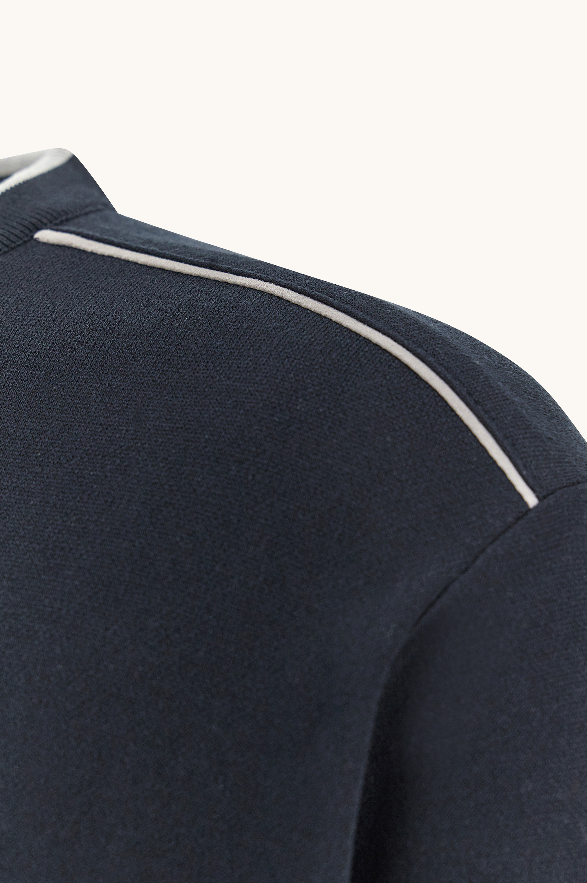 Maglia girocollo in seta e cotone con dettagli in suede Aqualeather image number 8