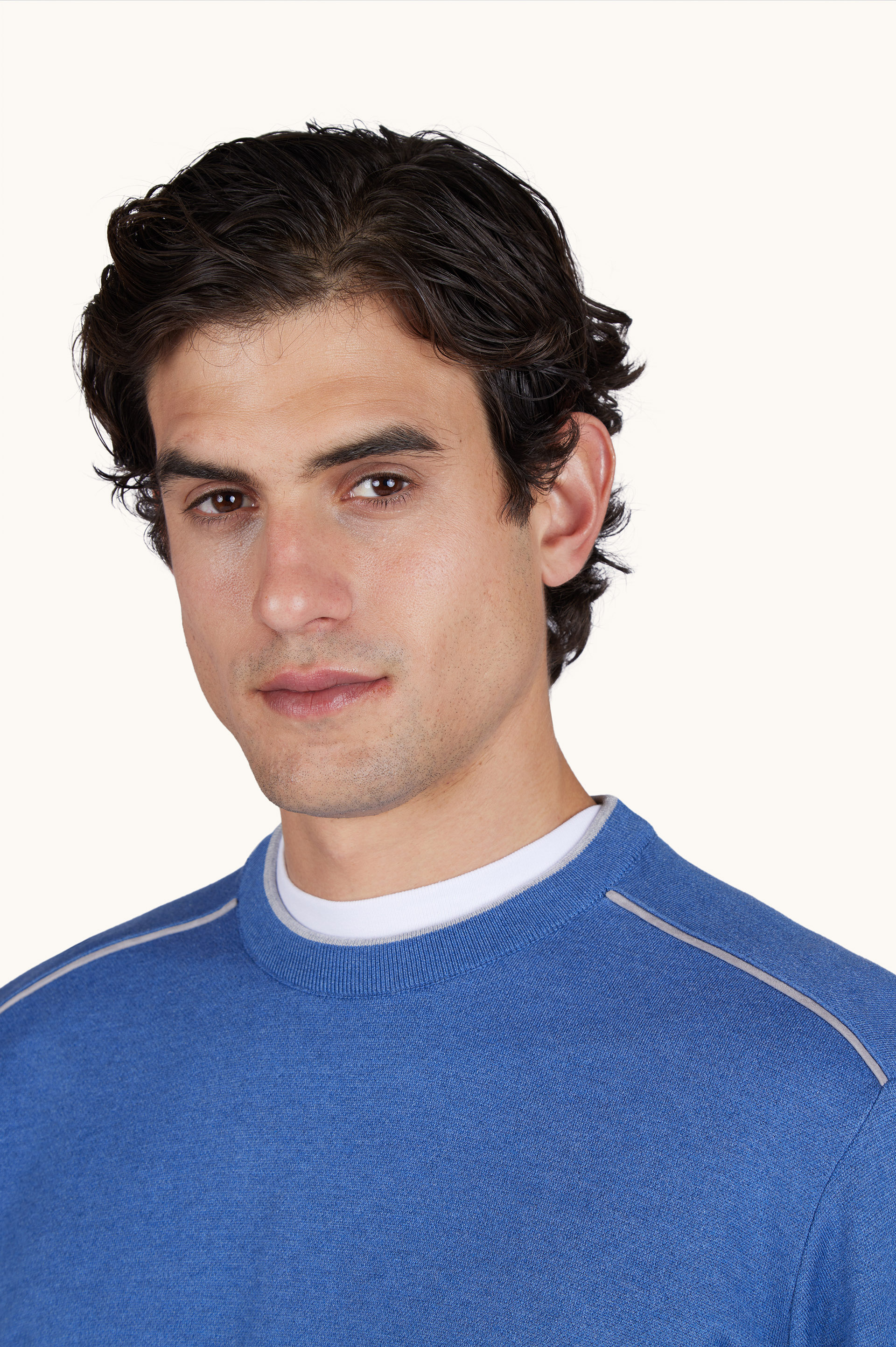 Rundhals-Pullover aus Seide und Baumwolle mit Aqualeather-Suede-Details image number 3