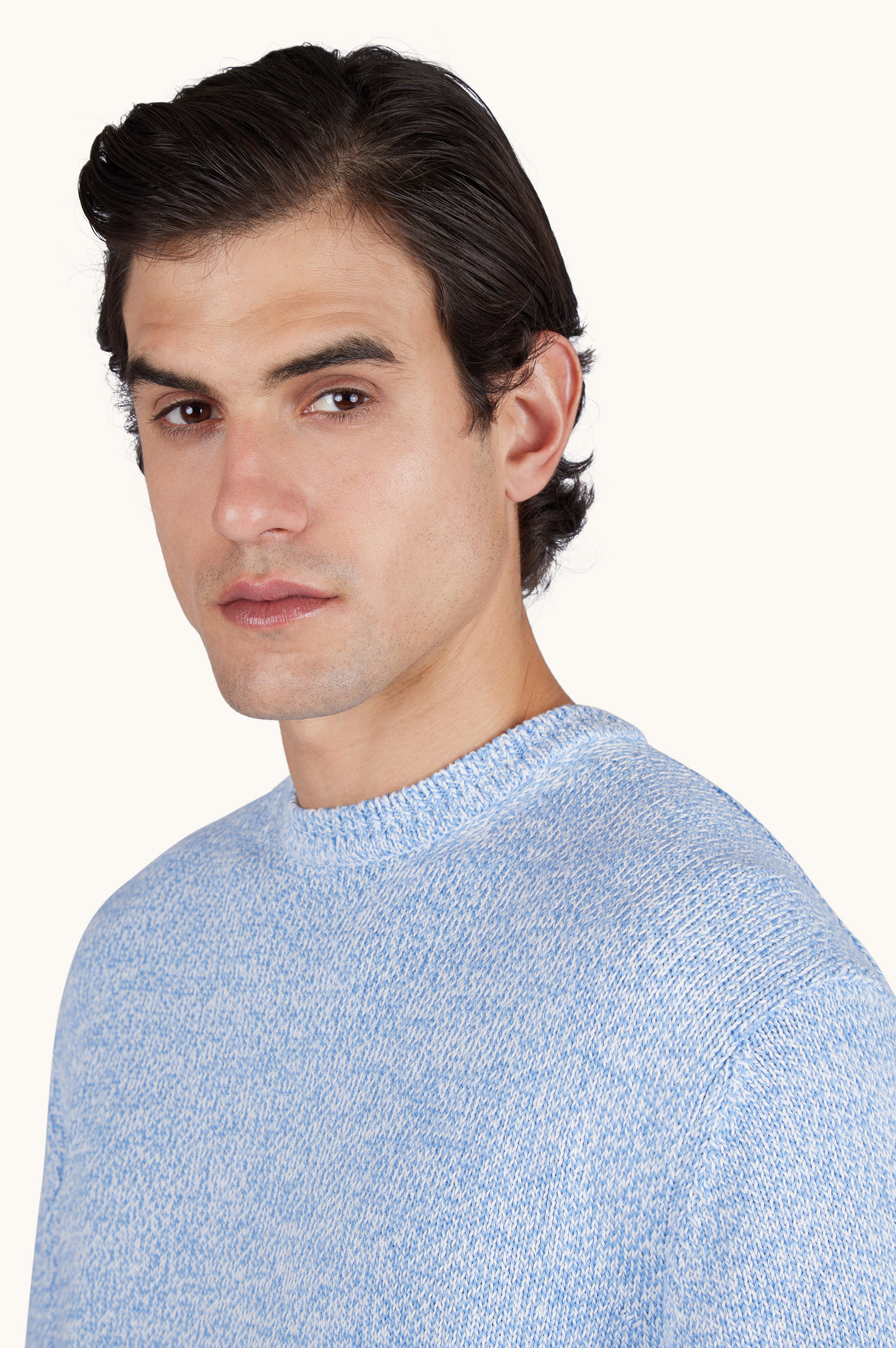 Pull &agrave; col rond en coton Piuma image number 4