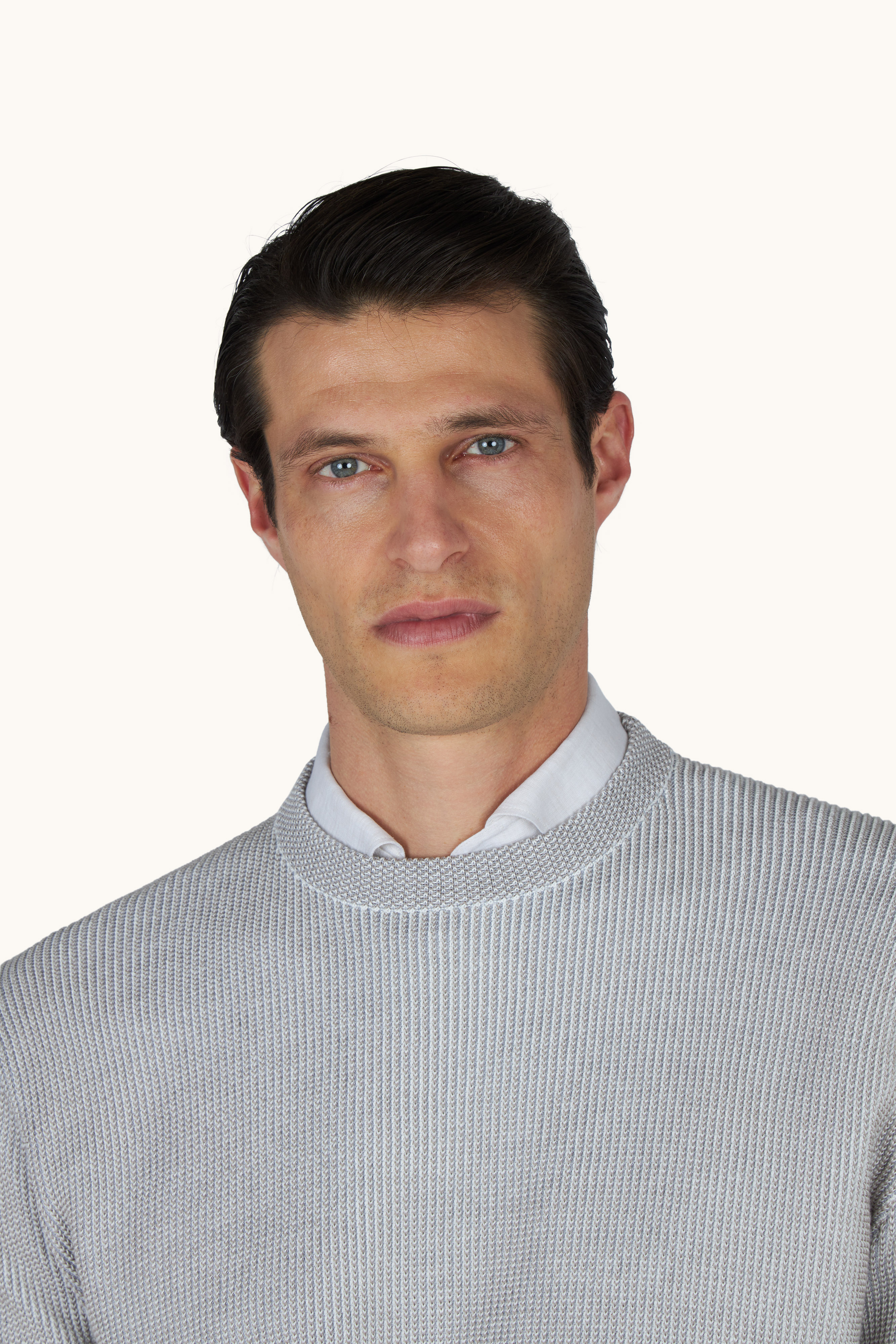 Piuma feather-light cotton sweater image number 4